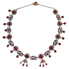 Victorian French drapery garnet necklace in silver