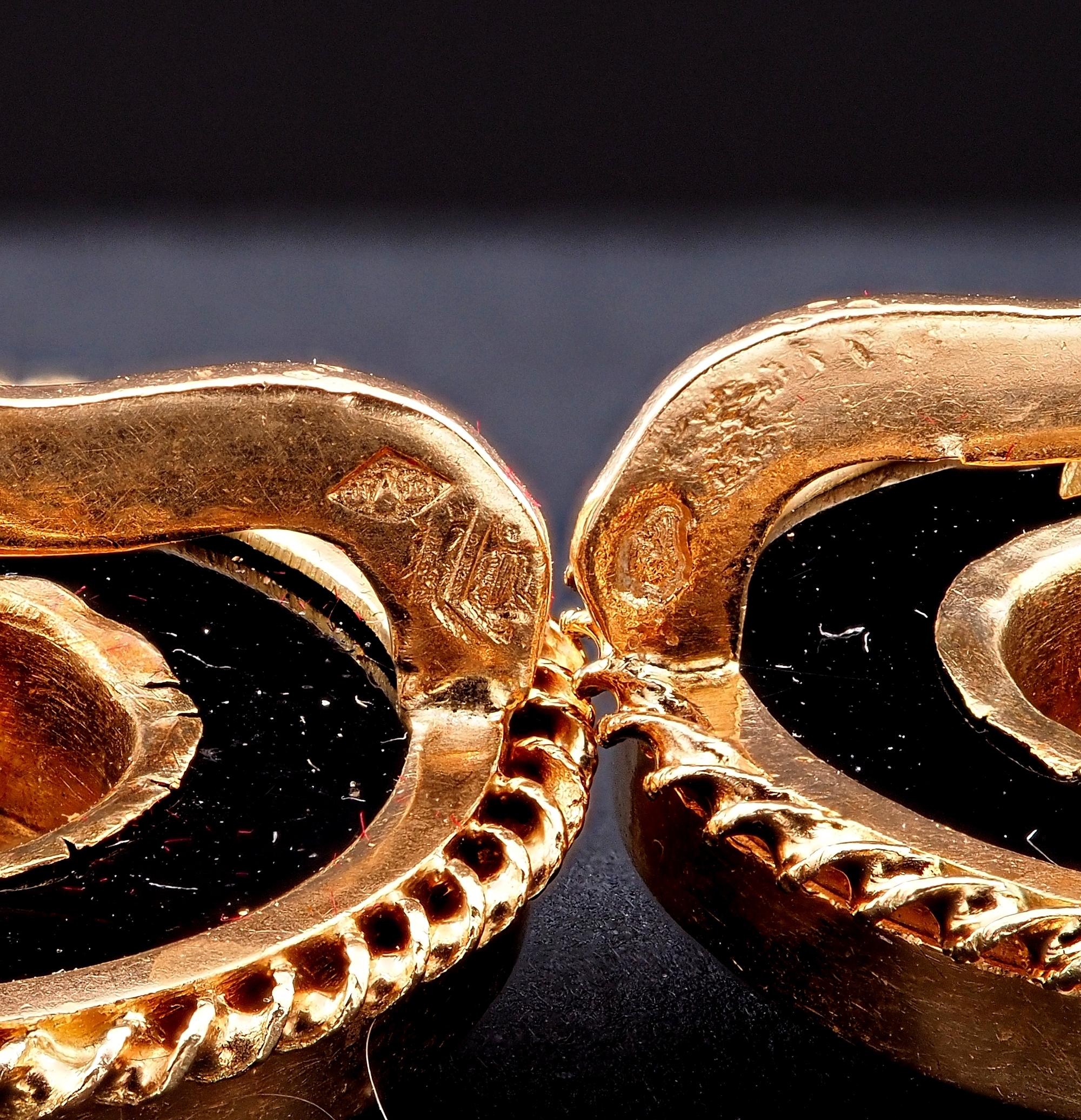 Victorian French Etruscan Revival Black Onyx Gem Set 18 KT earrings For Sale 3