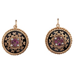 Orecchini vittoriani francesi Etruscan Revival con gemme di onice nero 18 KT