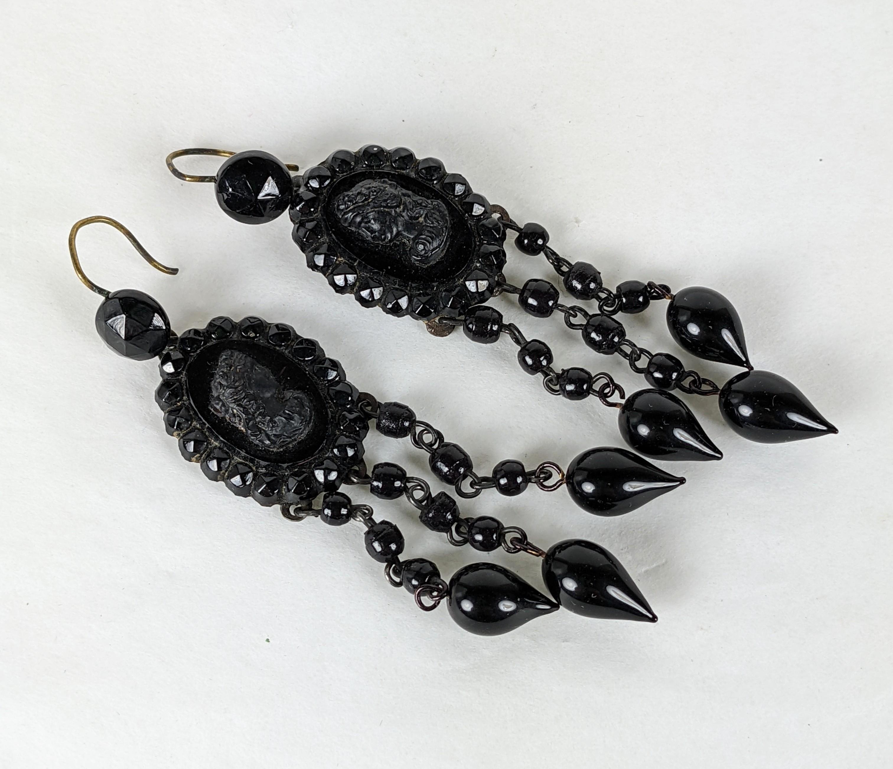 Victorian French Jet Cameo Earrings In Excellent Condition For Sale In New York, NY
