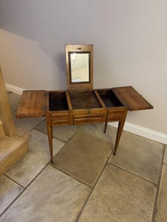 Victorian French ladies quality marquetry inlaid kingwood dressing table