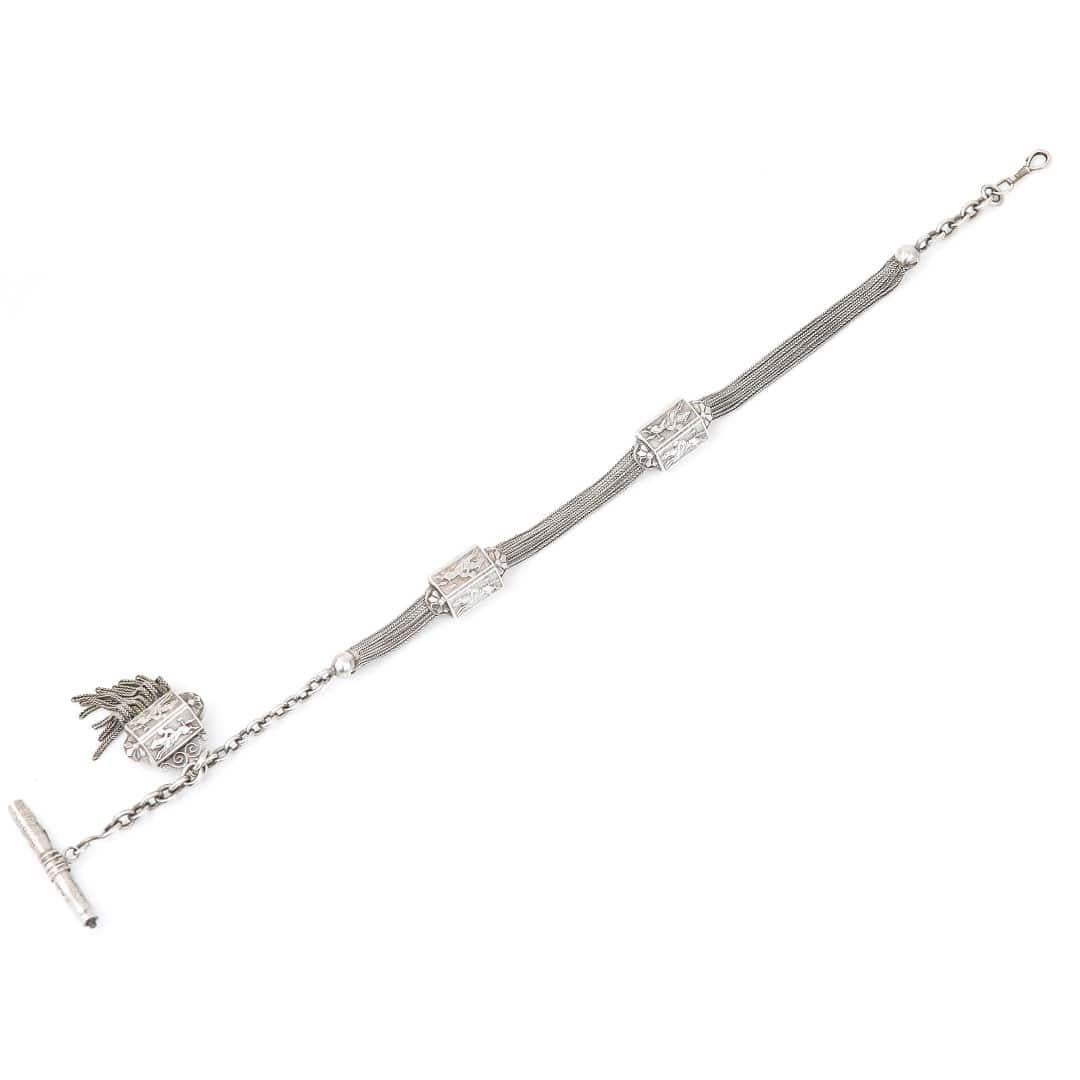 Victorian French Silver Racing Horse Long Albertina Chain, Circa 1880 In Good Condition In Lancashire, Oldham