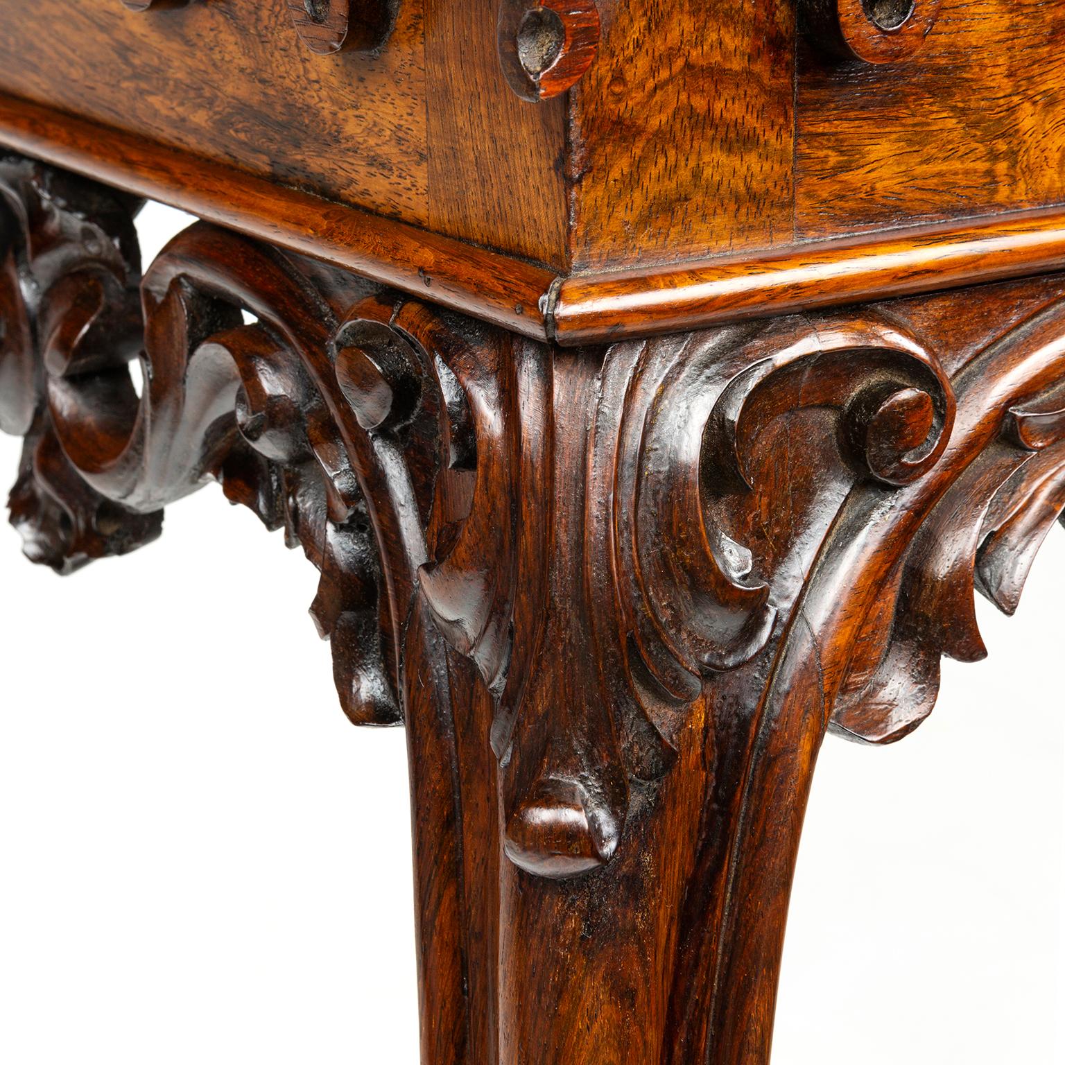 British Victorian French Style Center Table in Rosewood For Sale