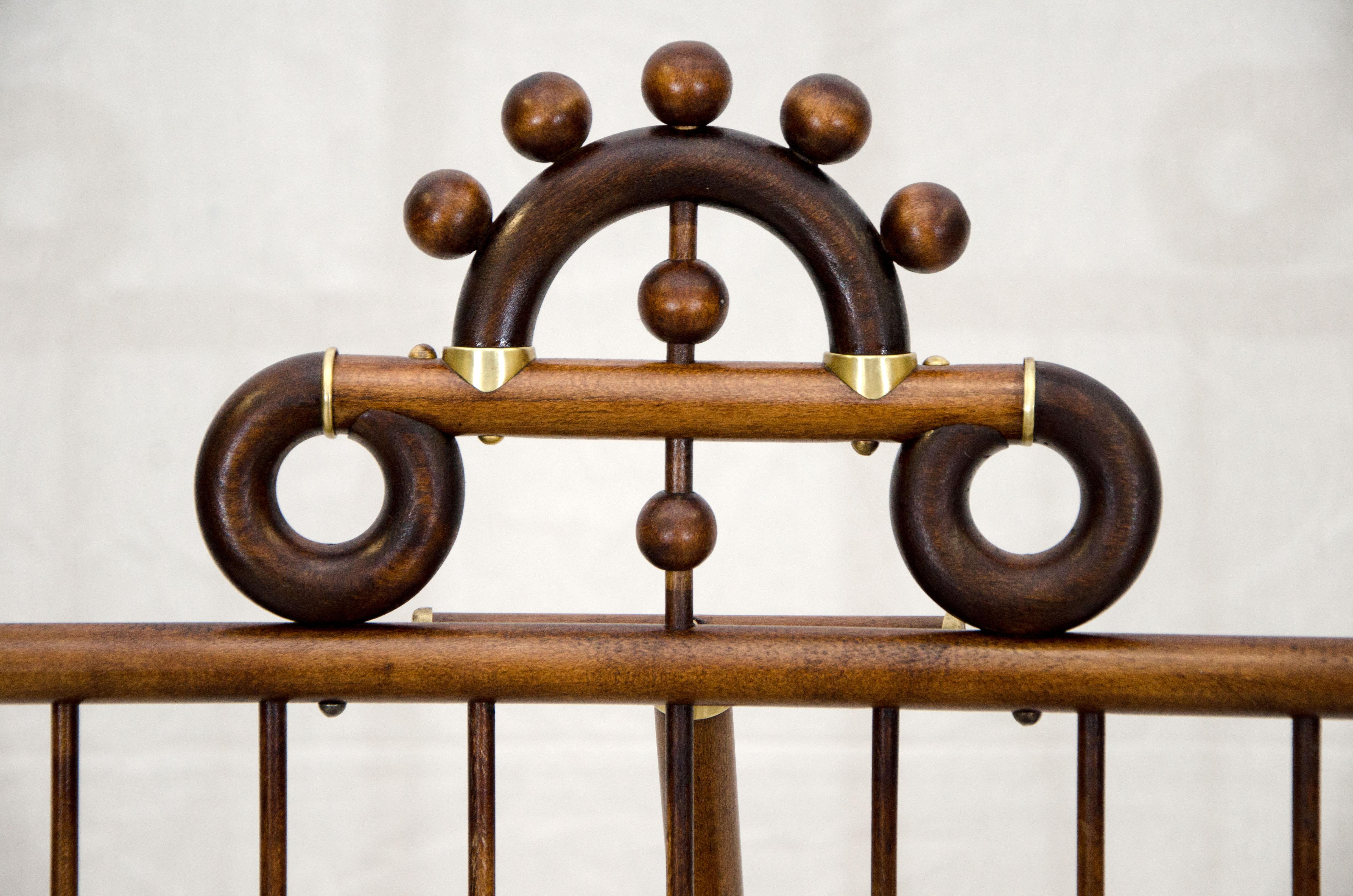 Victorian Fretwork 'Stick & Ball' Magazine or Book Stand For Sale 2