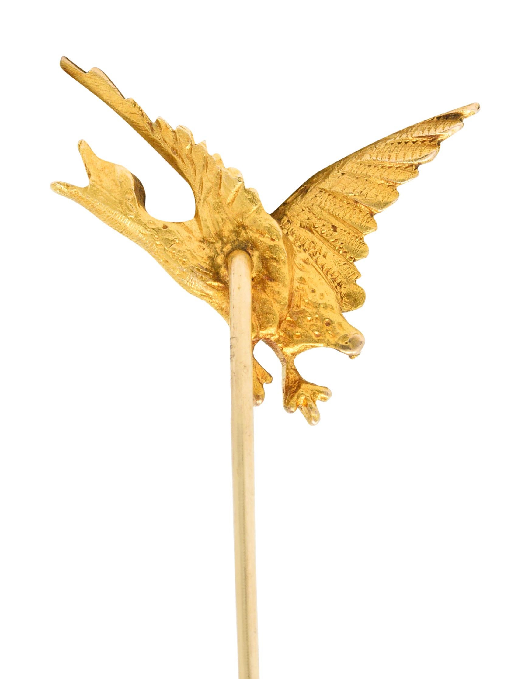 Victorien Épingle à cravate victorienne oiseau en or jaune 14 carats et grenat en vente