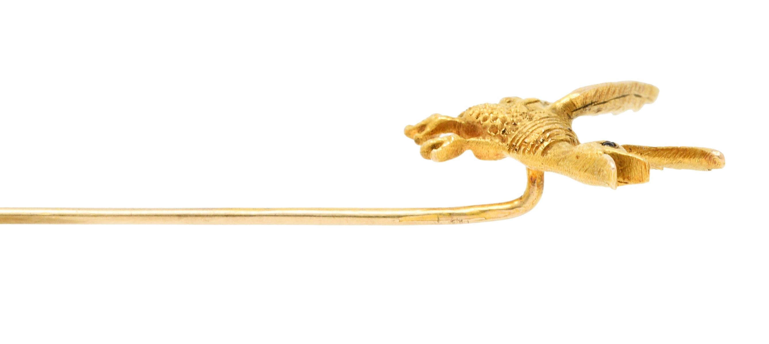 Épingle à cravate victorienne oiseau en or jaune 14 carats et grenat Excellent état - En vente à Philadelphia, PA