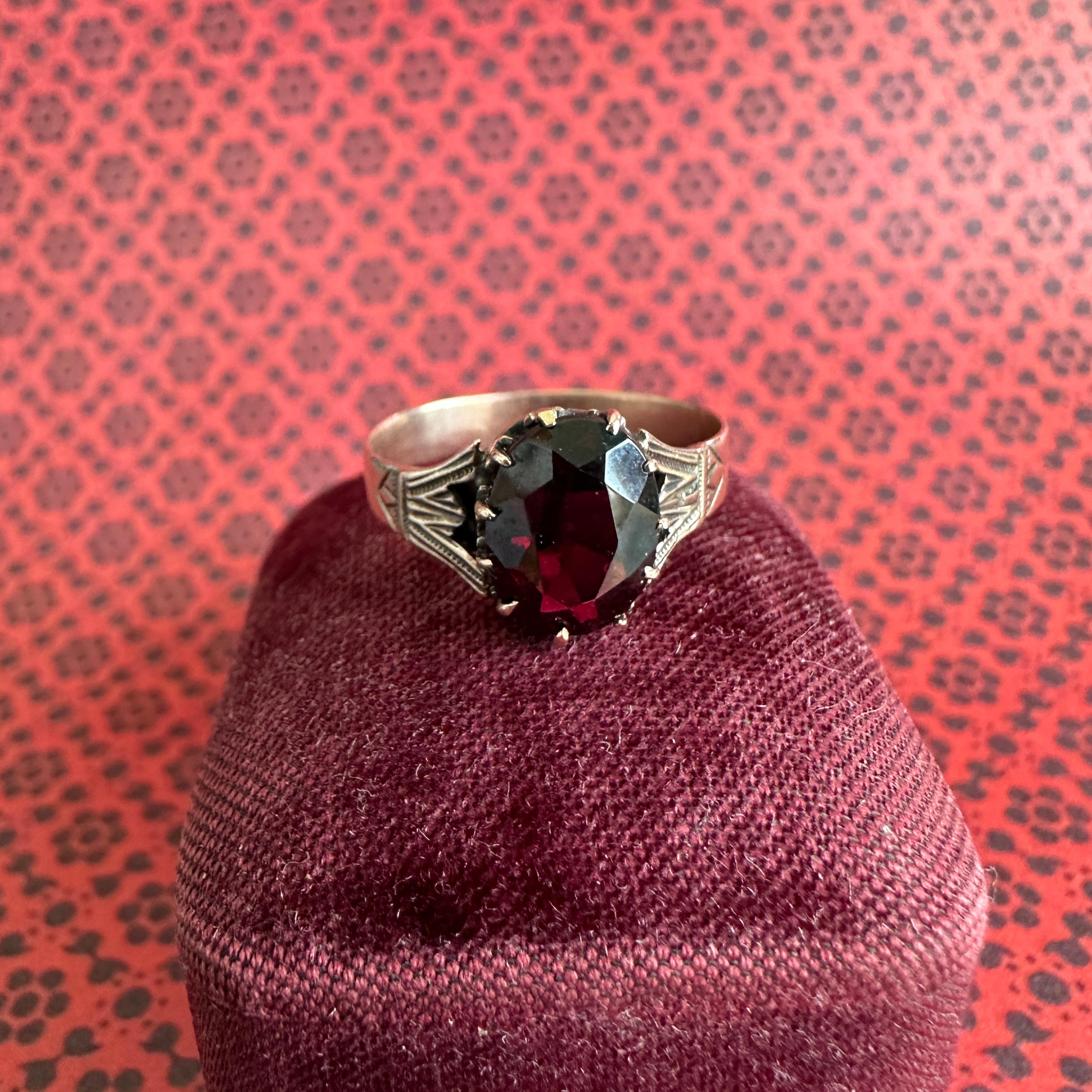 Victorian Garnet 14K Rose Gold Ring For Sale 10