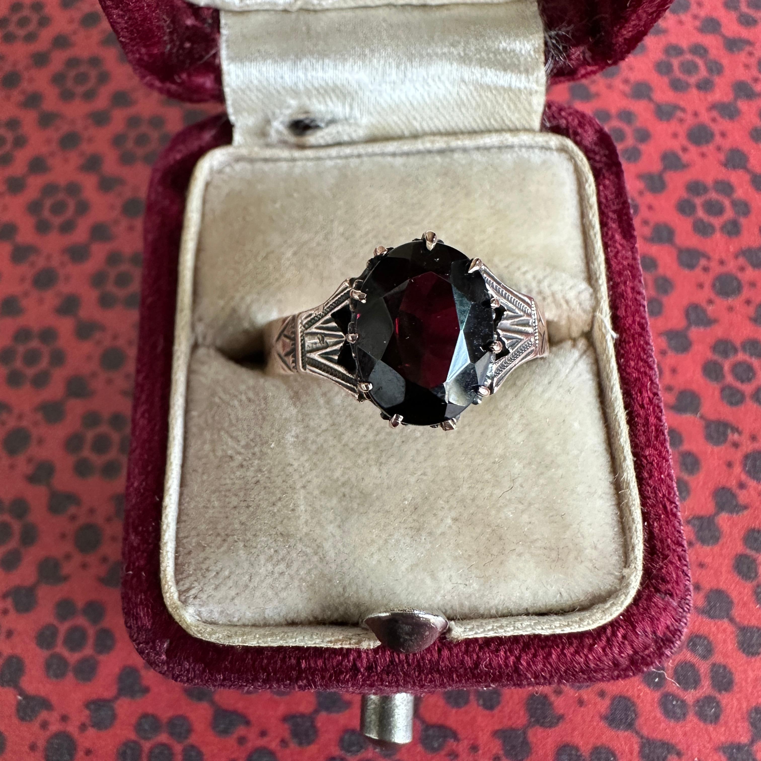 Victorian Garnet 14K Rose Gold Ring For Sale 3