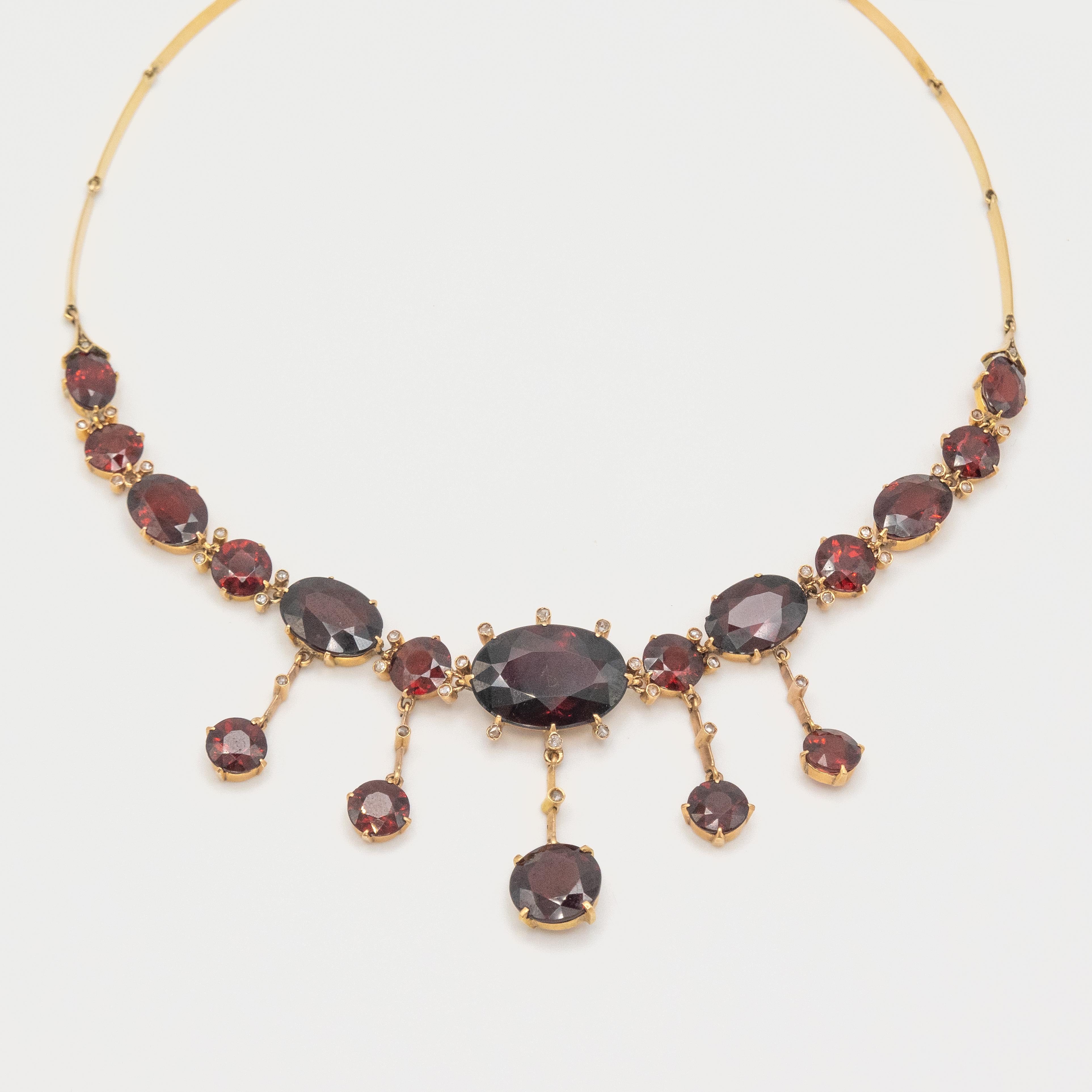 Collana vittoriana con granato e diamanti in oro 14K in vendita 6