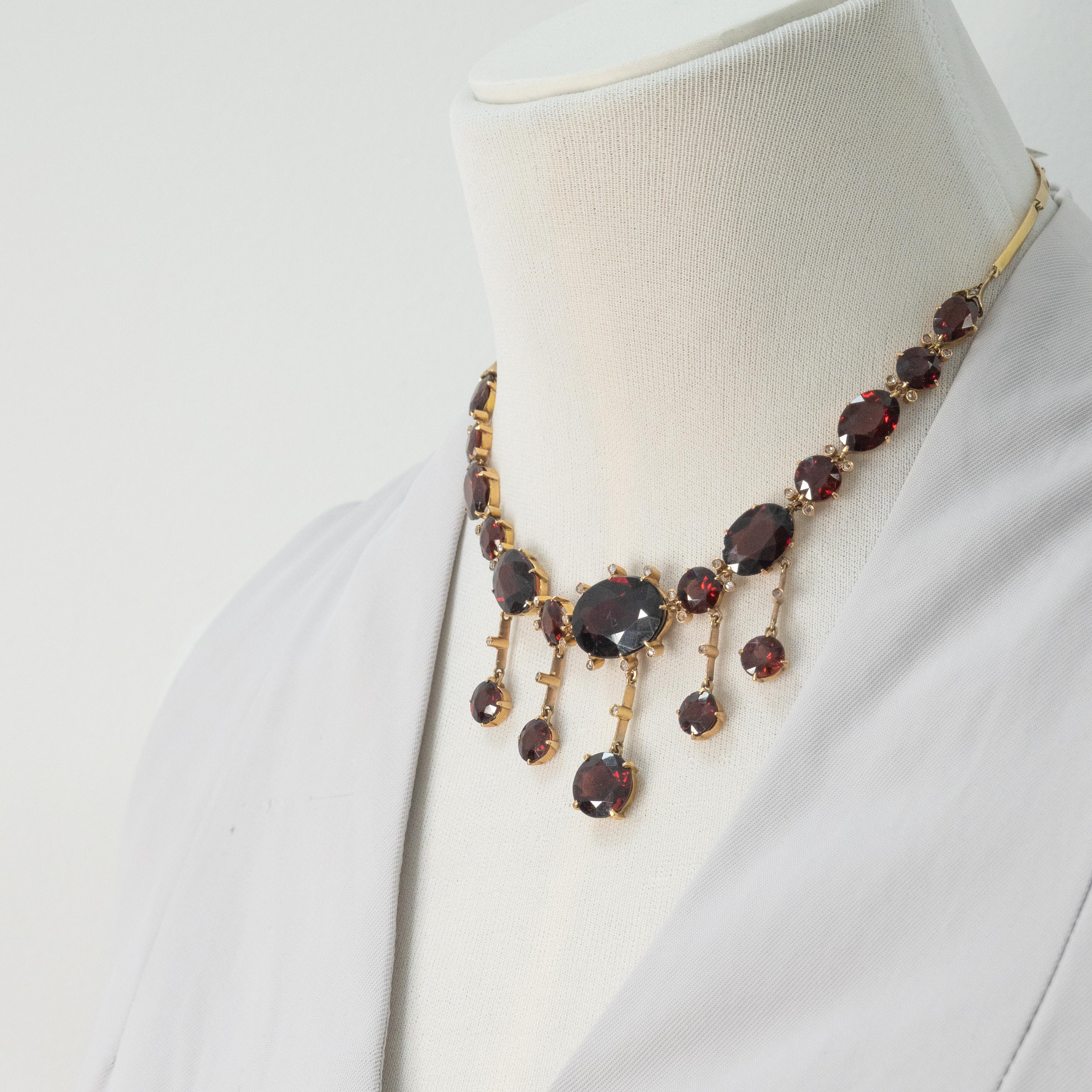 Collana vittoriana con granato e diamanti in oro 14K in vendita 9