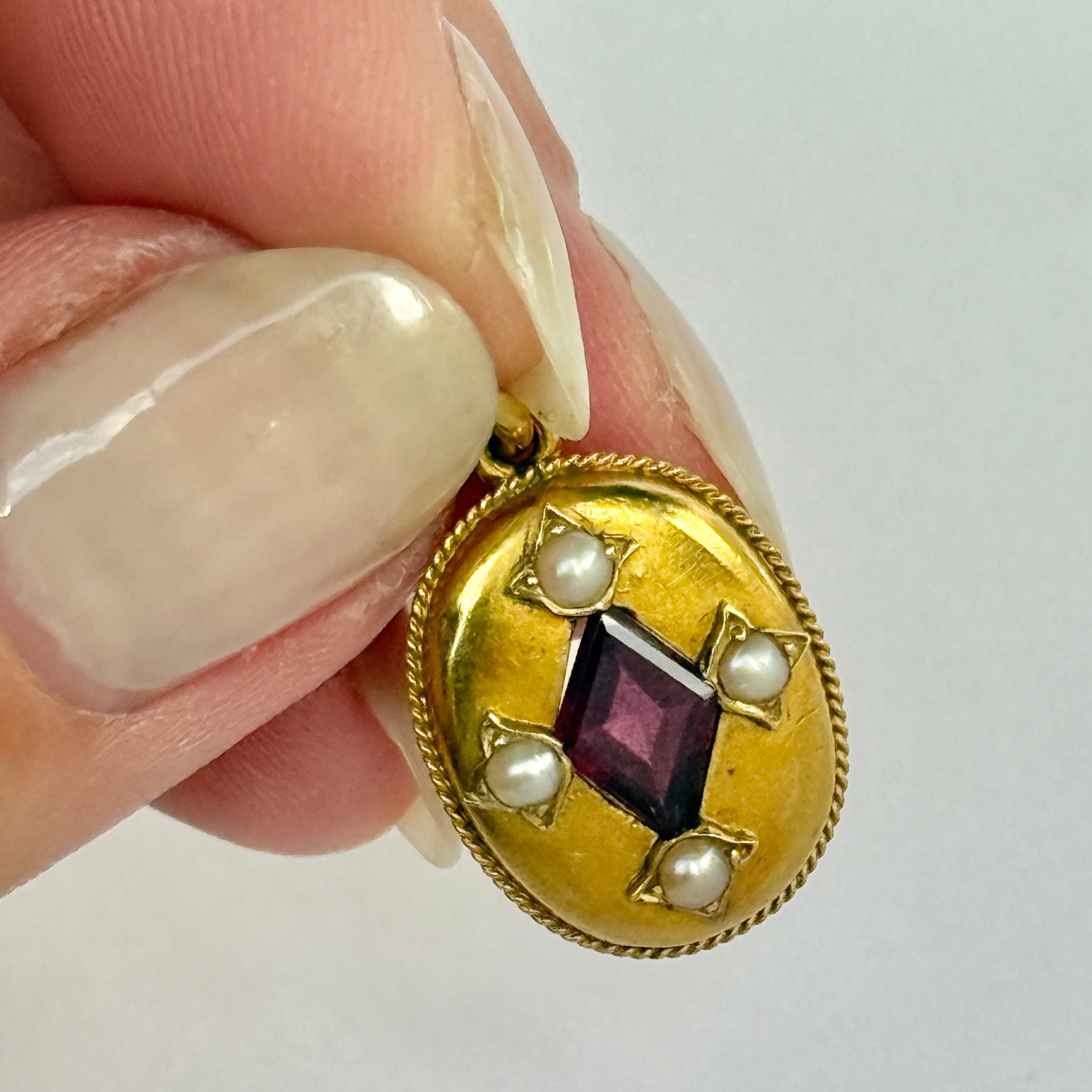 Viktorianischer Granat- und Perlen-Anhänger aus 18 Karat Gold (Carréeschliff) im Angebot