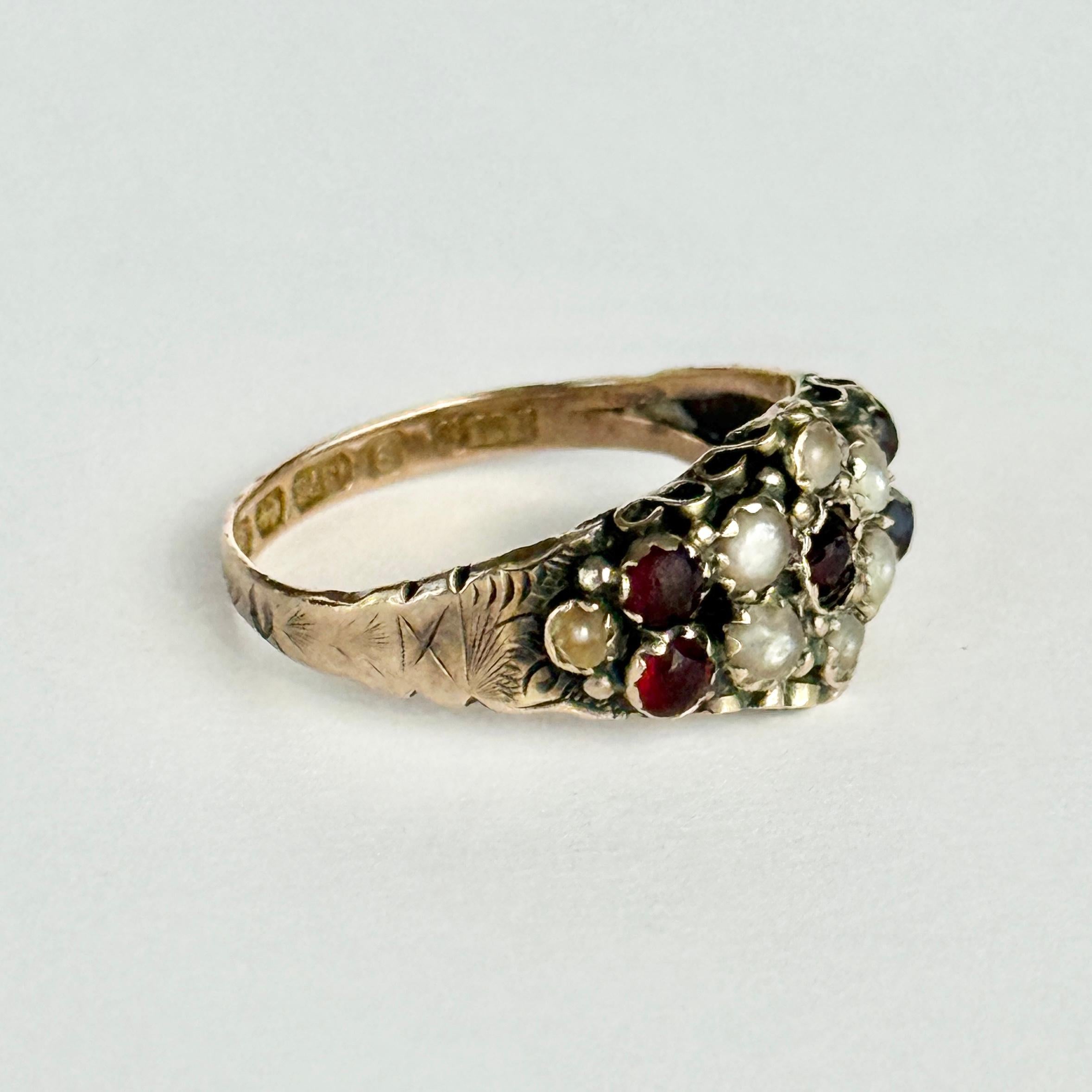 Victorian Garnet and Pearl 9 Carat Gold Ring For Sale 1