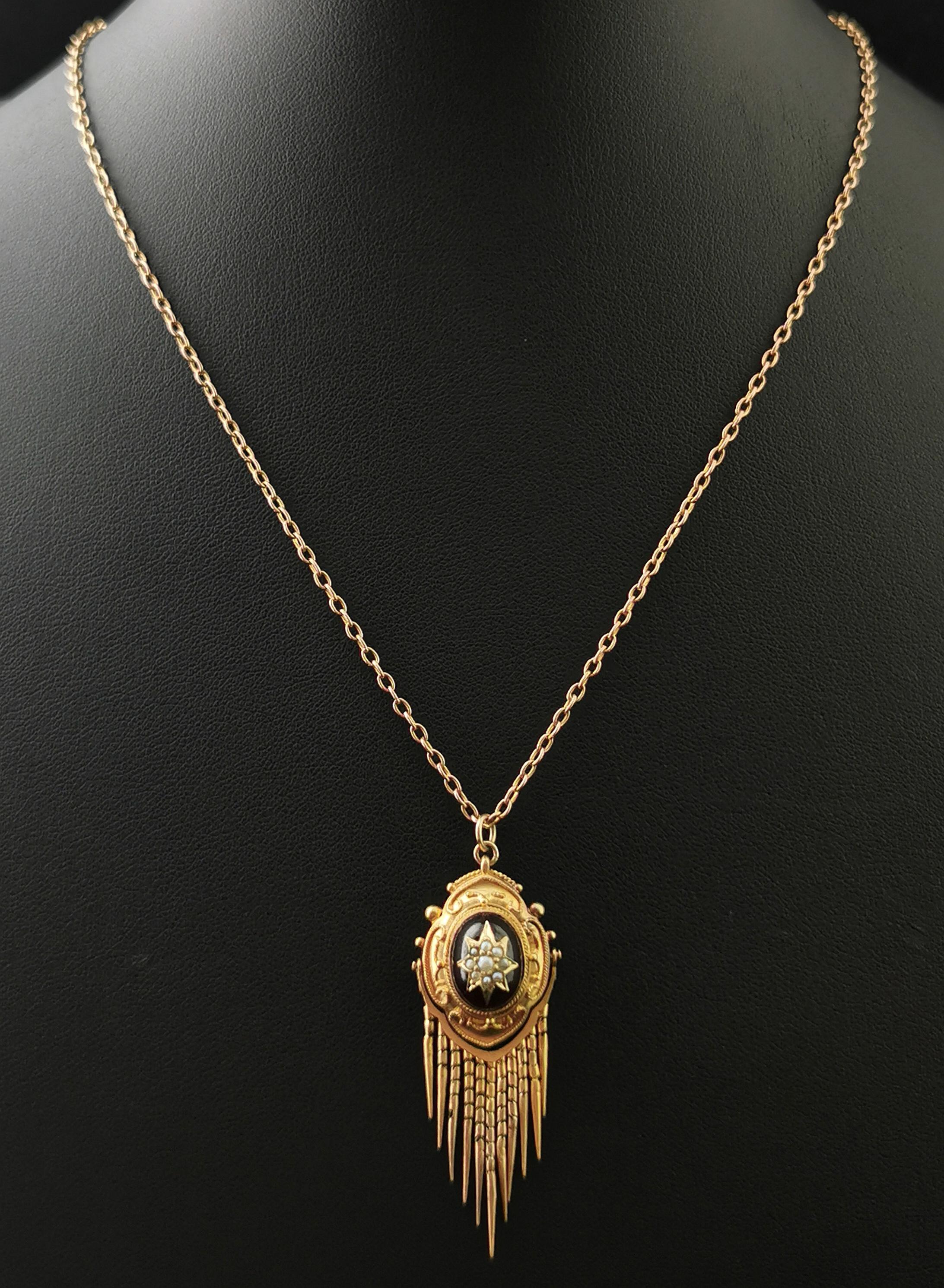 Victorian Garnet and Pearl Tassle Pendant, Necklace, 18 Karat Yellow Gold 6