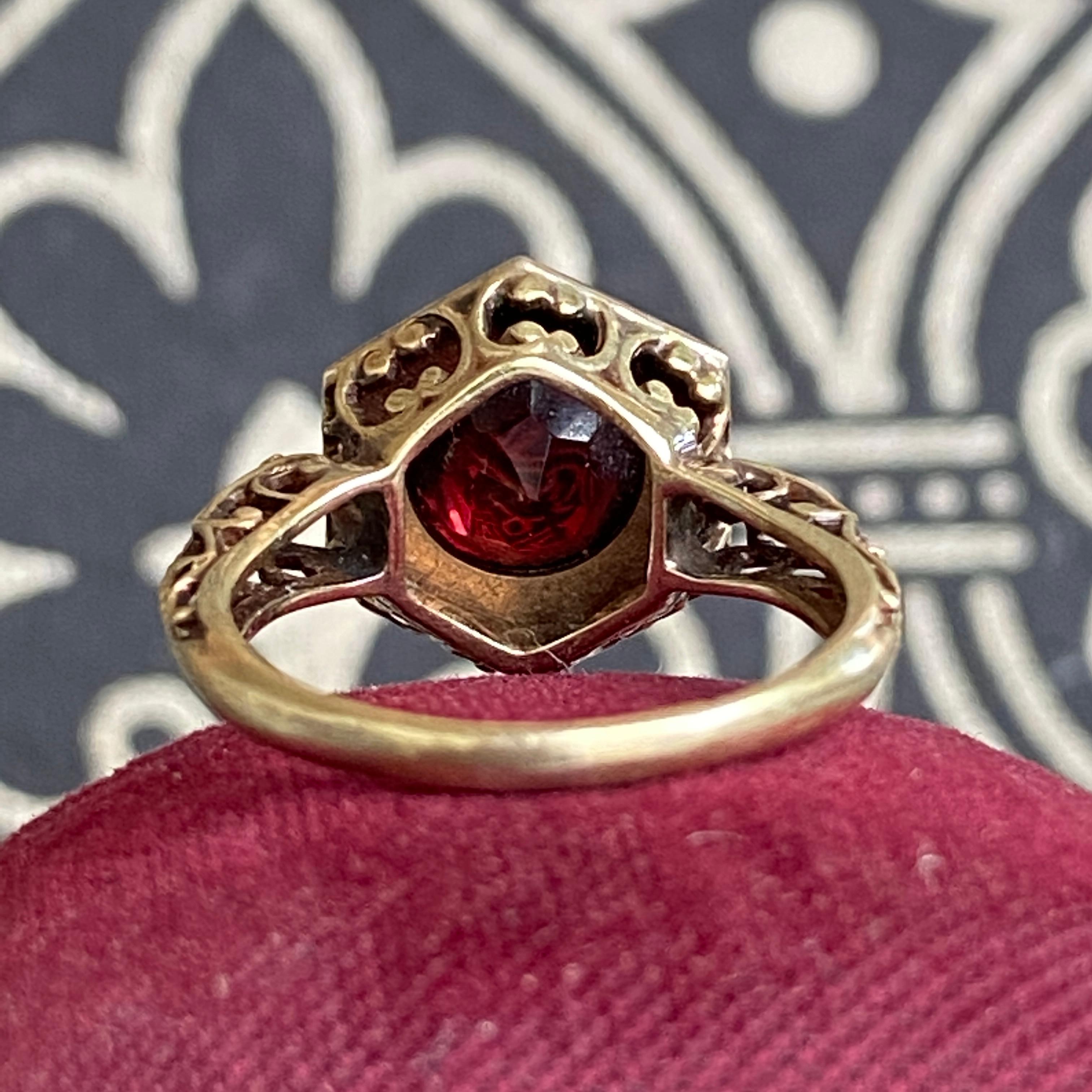 Victorian Garnet Cabochon 14k Filigree Ring 9