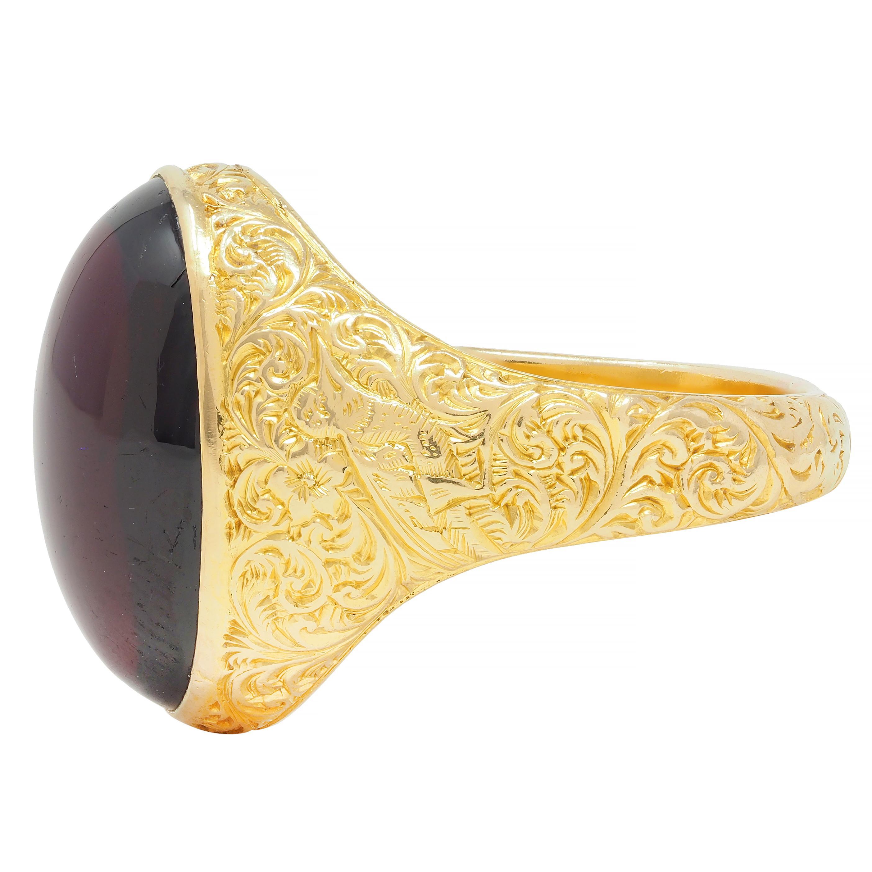 Victorian Garnet Cabochon 18 Karat Yellow Gold Floral Antique Unisex Signet Ring For Sale 2