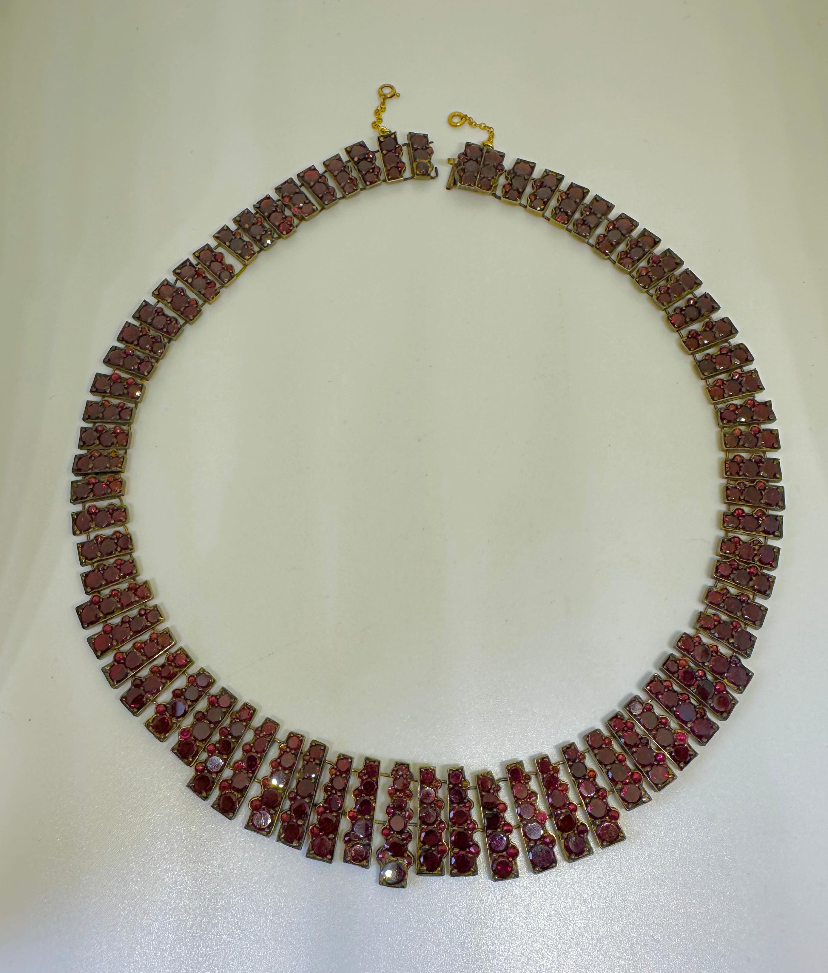 Victorian Garnet Collar Necklace Rare Flat Cut Bohemian Garnets Antique 1860 For Sale 1