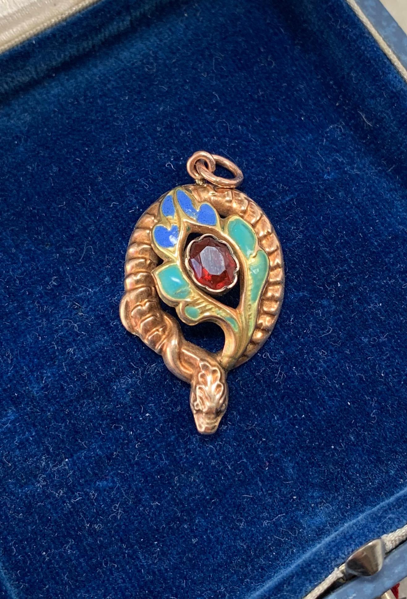 Victorian Garnet Enamel Snake Flower Pendant Necklace Antique Gold 1860 For Sale 3