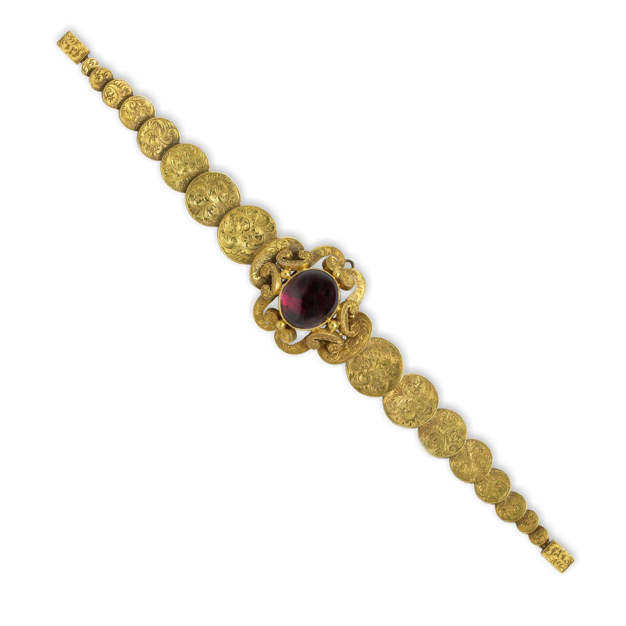 Victorian Garnet Gold Bracelet or Necklace with Detachable Rope Link Chain In Excellent Condition In London, GB