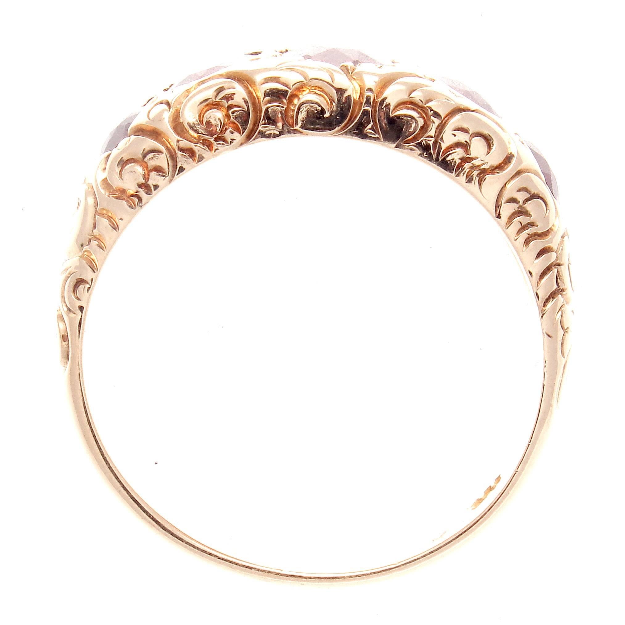 Women's Victorian Garnet Gold Ring