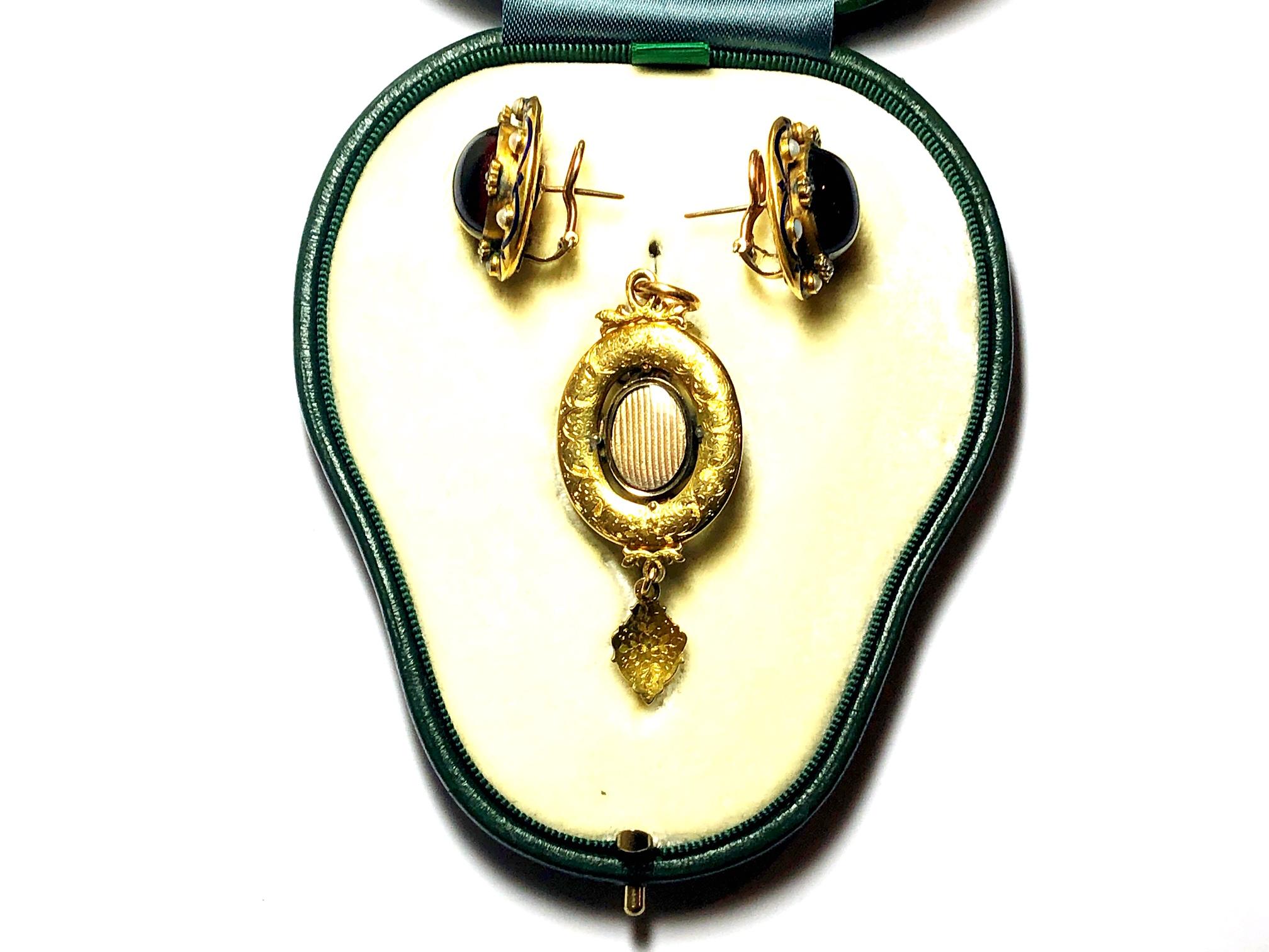 Victorian Holbeinesque Garnet Pearl and Enamel Earrings and Pendant Gold Suite 1
