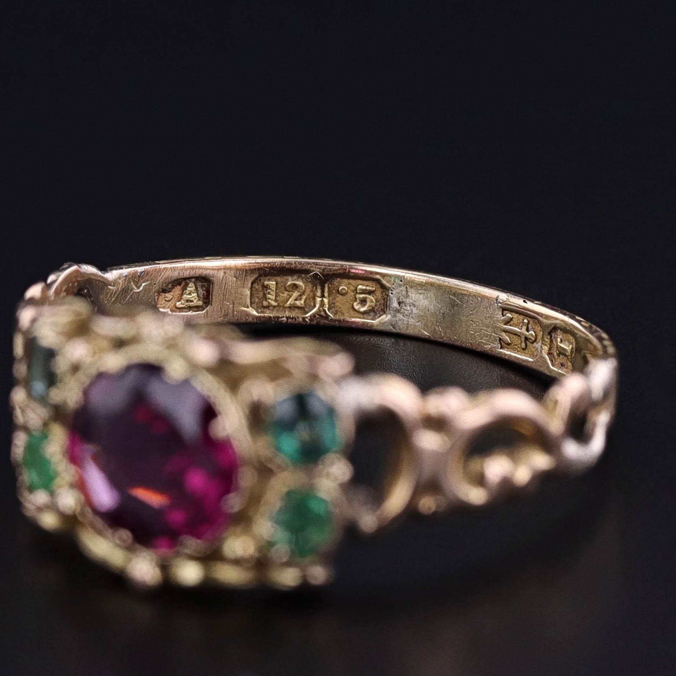 Anello vittoriano con granato in oro 12 carati In condizioni buone in vendita a Lewisburg, PA