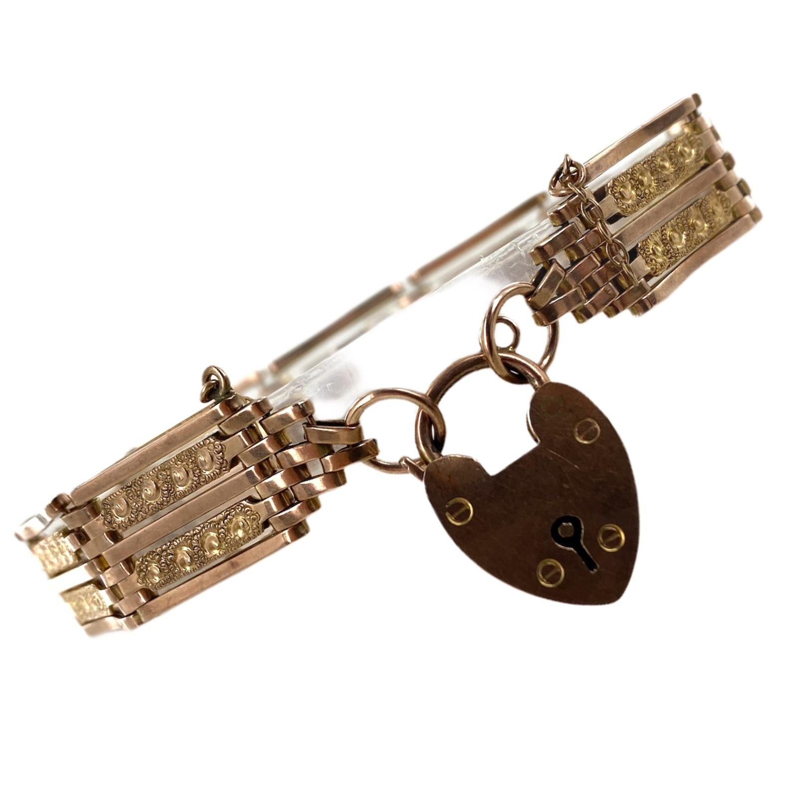 Women's Victorian Gate Link Heart Lock 9 Karat Yellow Gold Vintage Bracelet