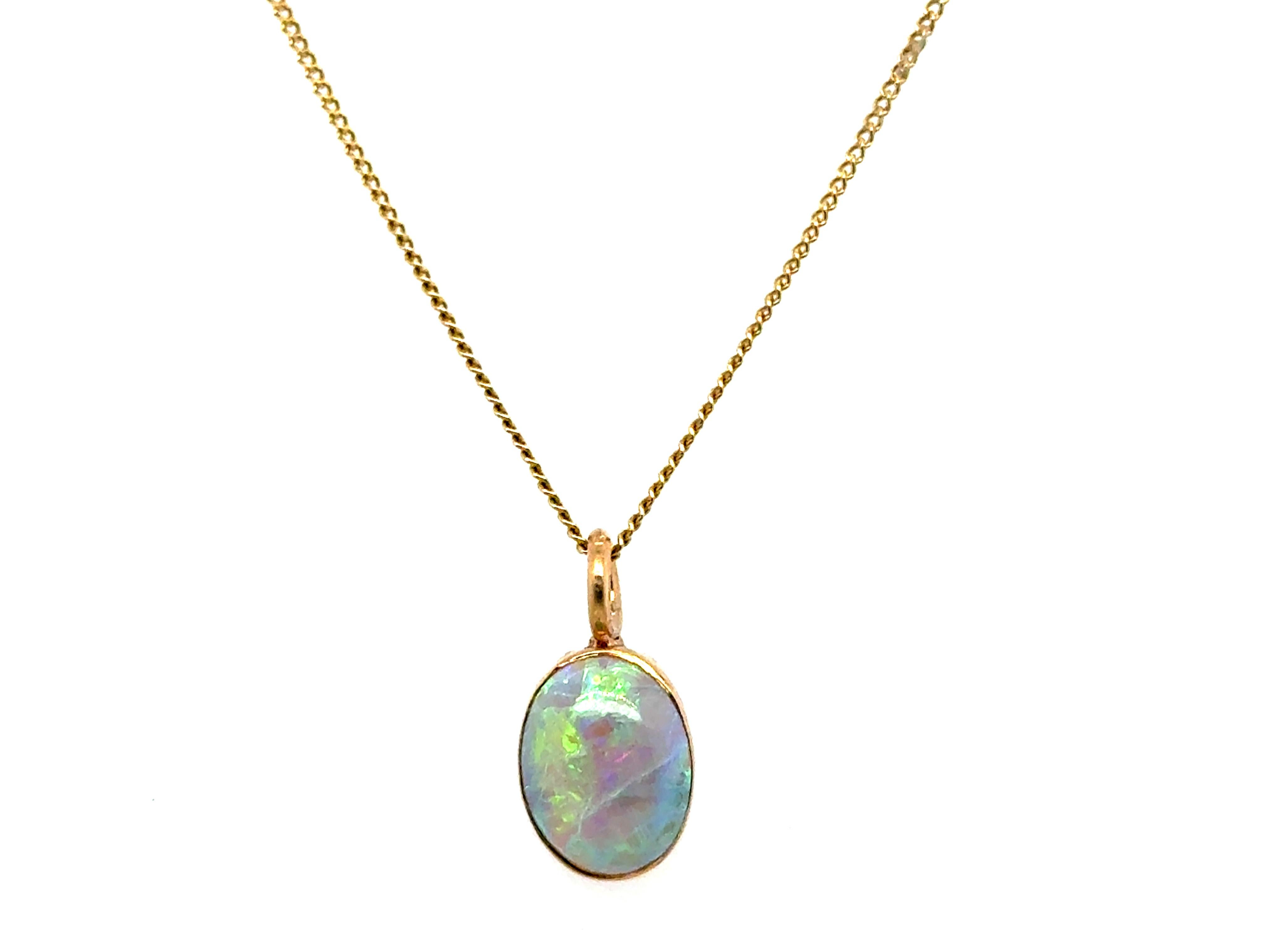 Véritable Original Antique des années 1900 Pendentif Opale Victorienne Or Jaune 14K 


Comprend une pierre d'opale cabochon ovale de 12 x 9 mm de qualité gemme.

Pierre précieuse Opale 100% Naturelle

Or jaune 14K

Pierre d'Opale Cabochon