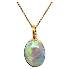Ciondolo per collana di opale di qualità vittoriana in oro giallo 14K con cabochon ovale