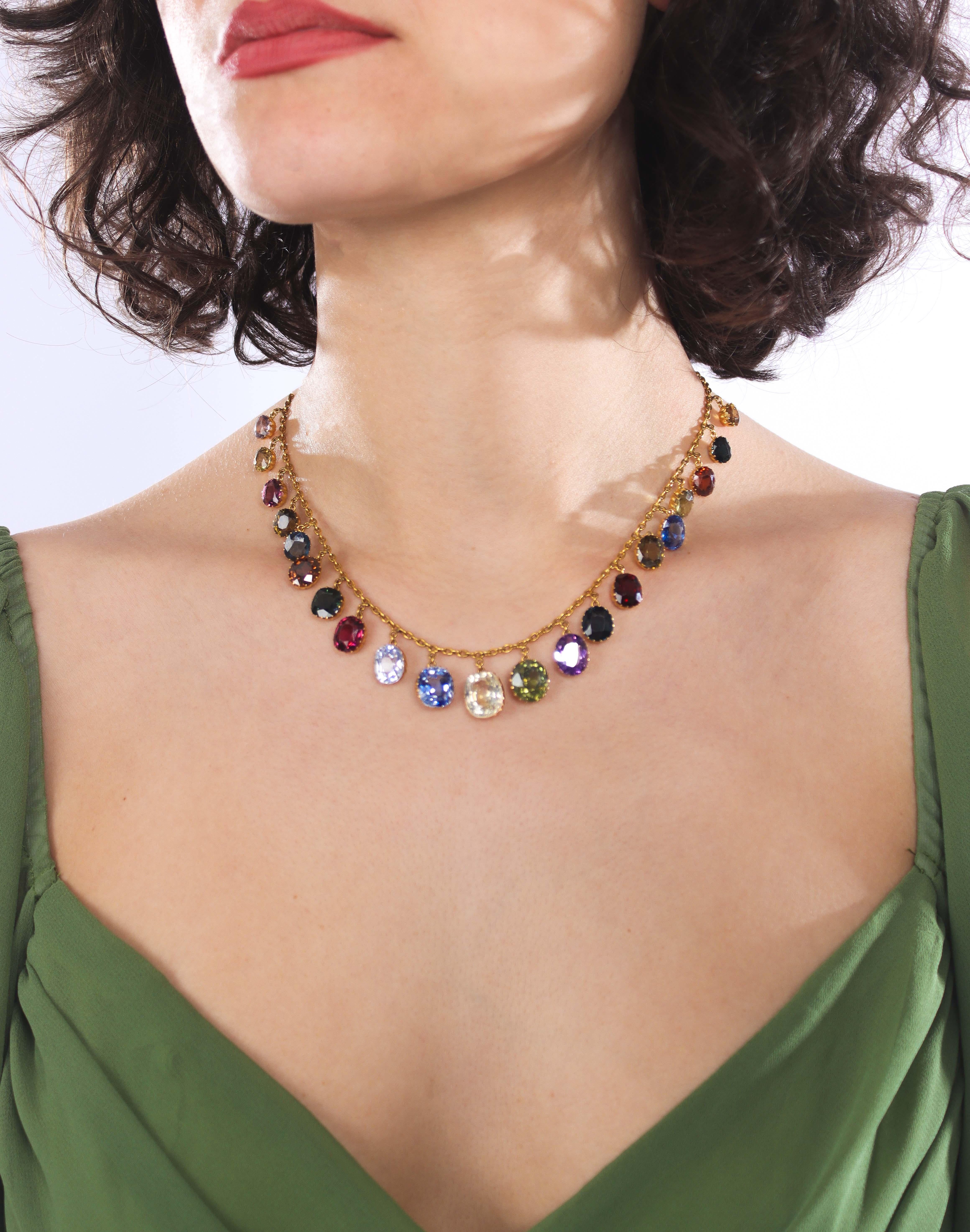 Collana vittoriana con pietre preziose, circa 1890. in vendita 1