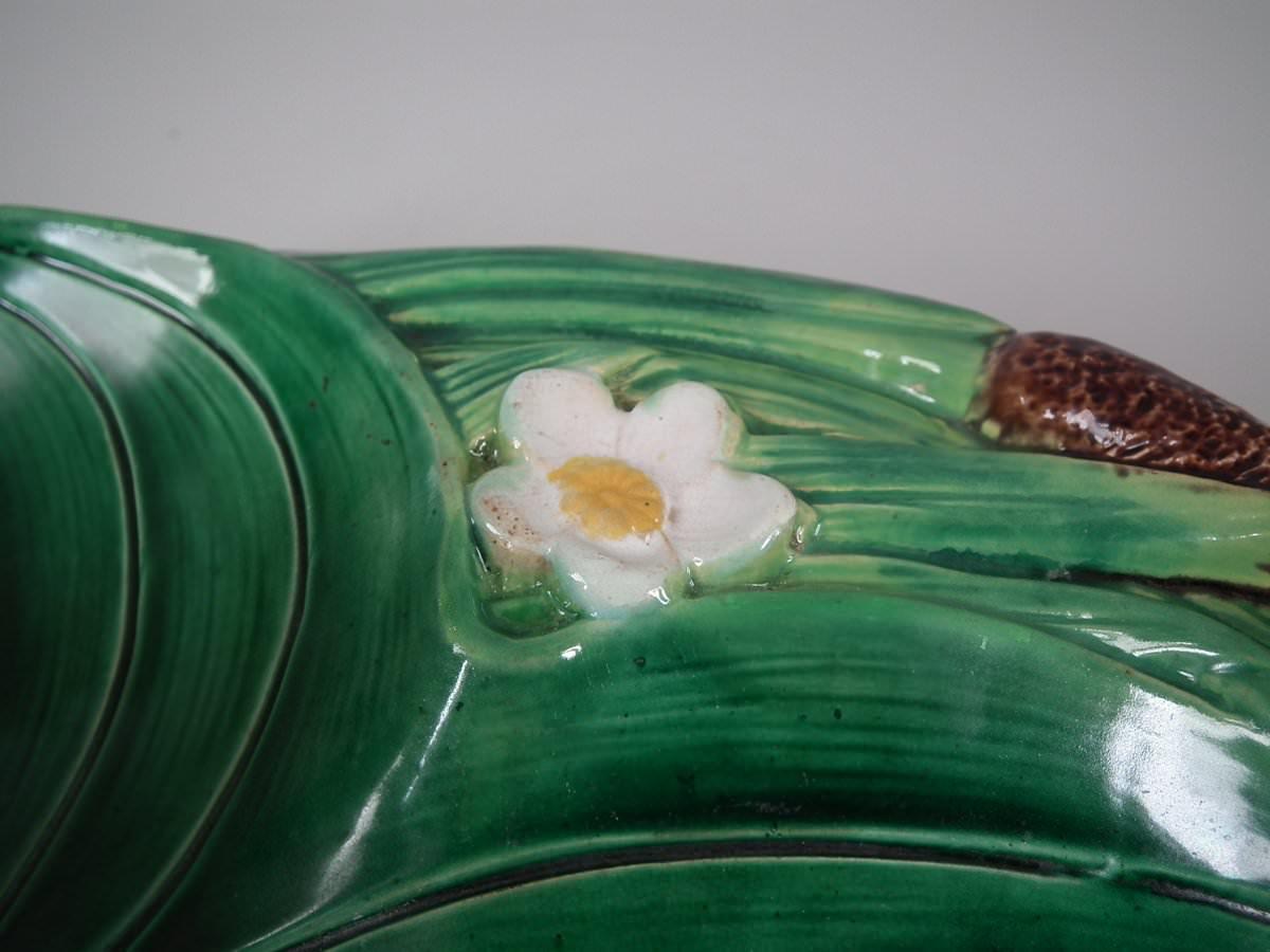 Victorian George Jones Majolica Lily Dish with Kingfisher 5