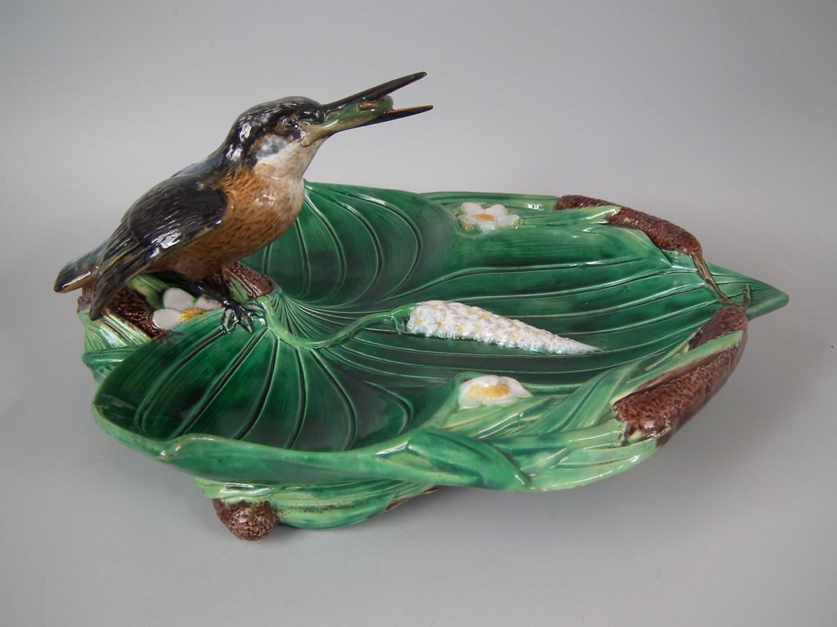 Glazed Victorian George Jones Majolica Lily Dish with Kingfisher