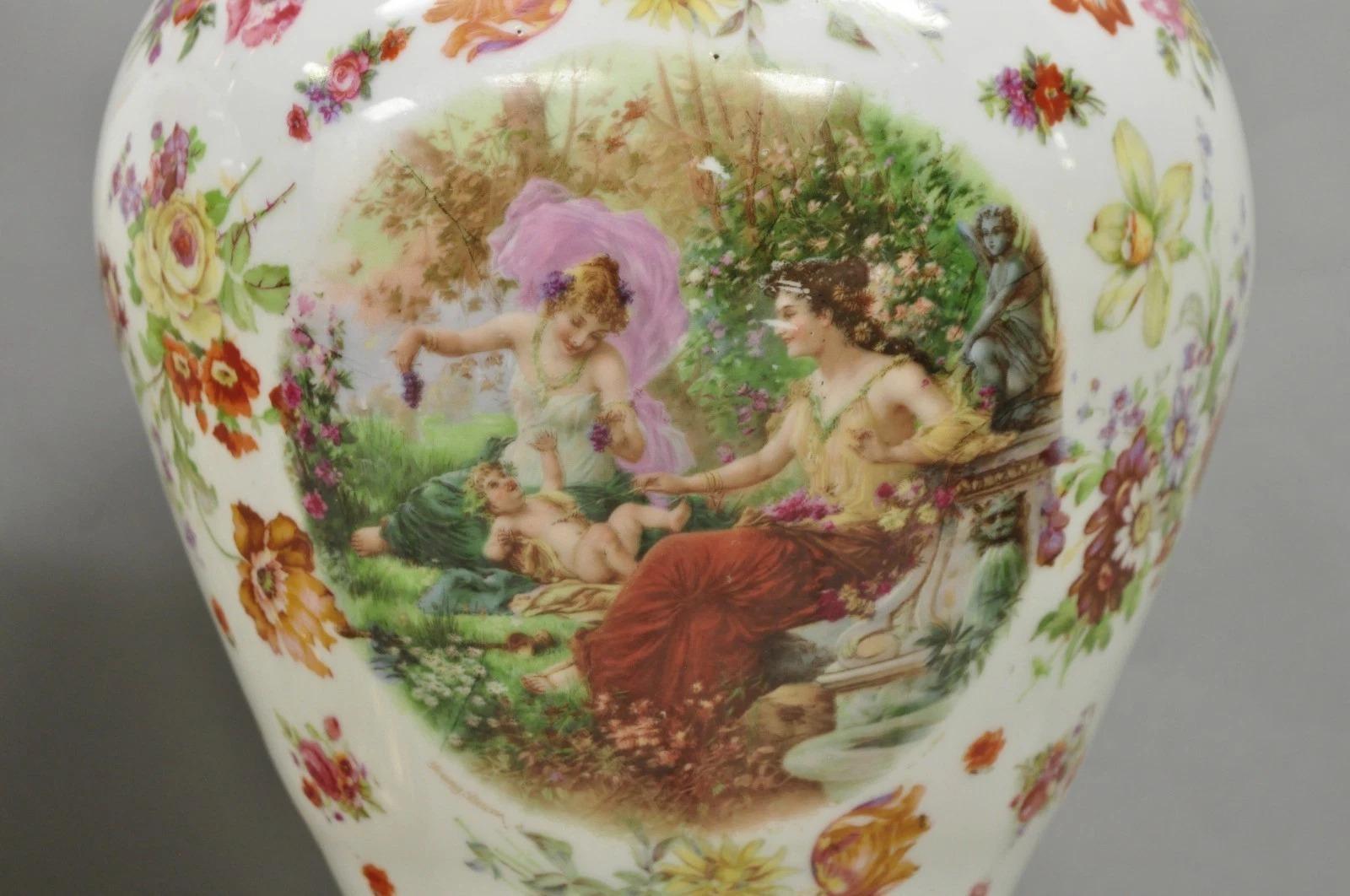 20ième siècle Vase Victorien en Porcelaine Allemande Meissen Porcelain attr. Paire de lampes de table françaises en vente