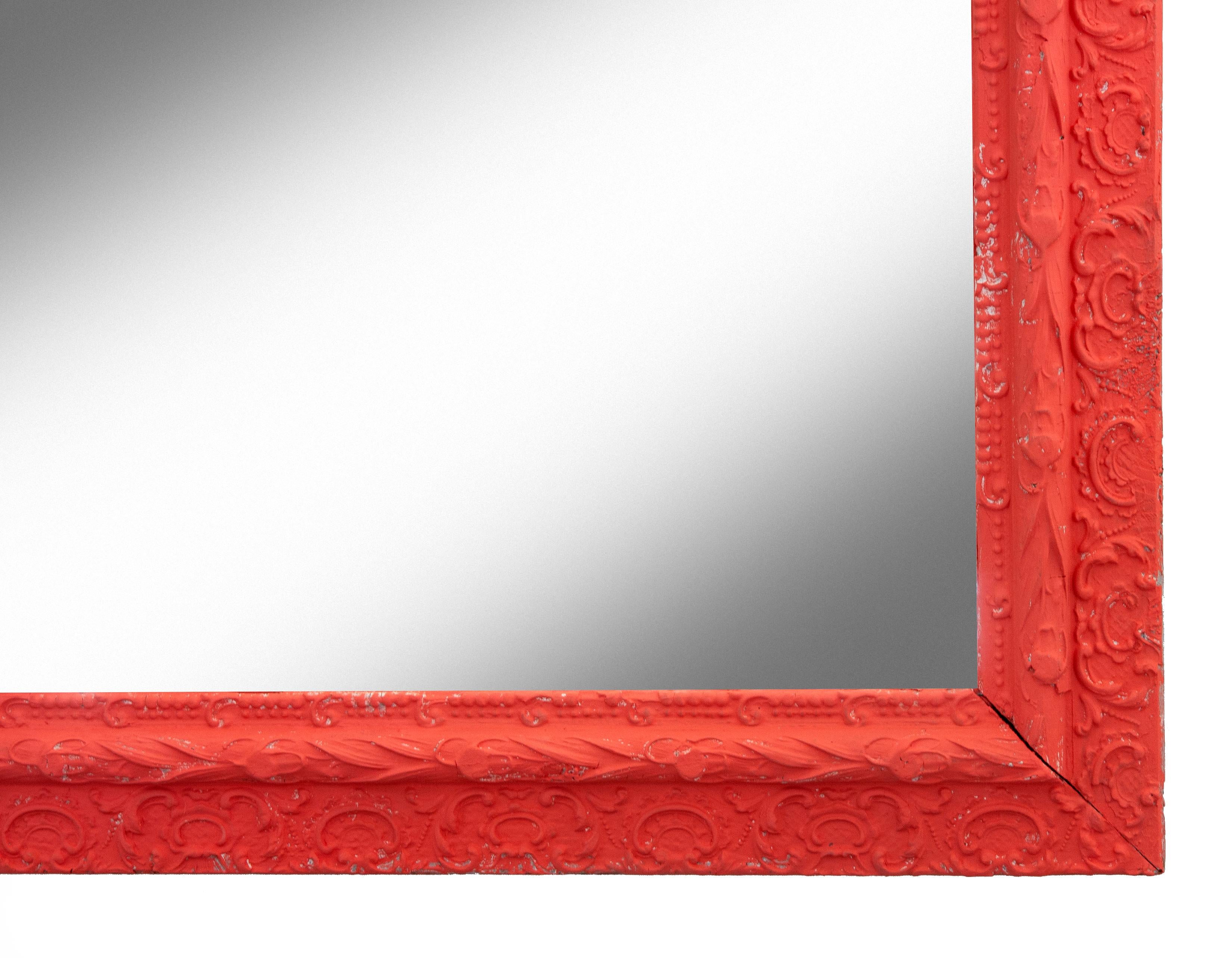 Americano Victorian Gessoed Wood Mirror in Melon Red in vendita