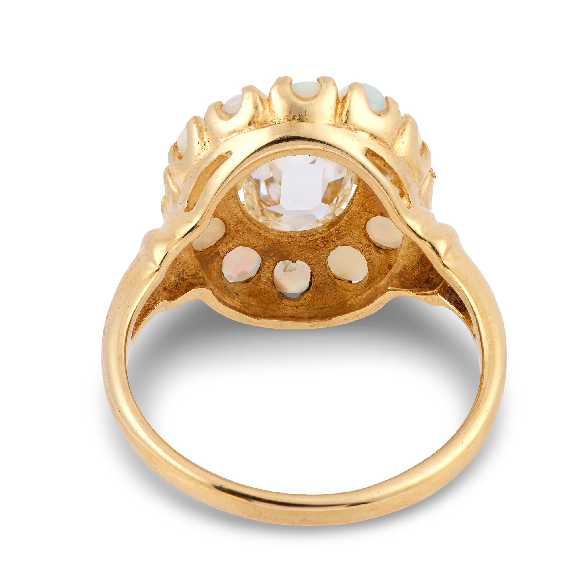 Viktorianischer GIA 1,00 Karat Diamant-Opal mit Kissenschliff, 18 Karat Gelbgold-Cluster-Ring im Angebot 1