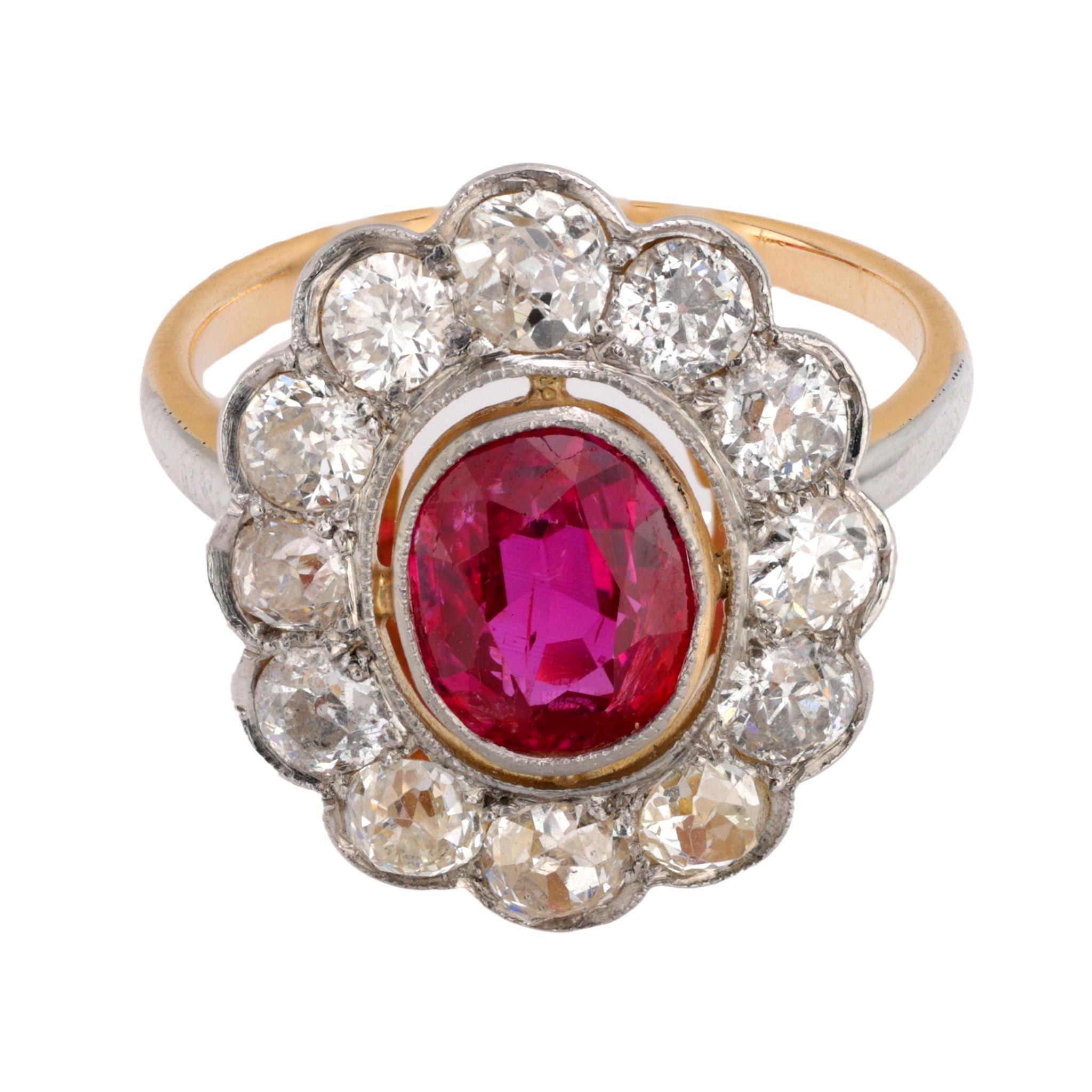 Anillo victoriano GIA de racimo de diamantes rubí de Birmania sin calor de 1,60 quilates Victoriano