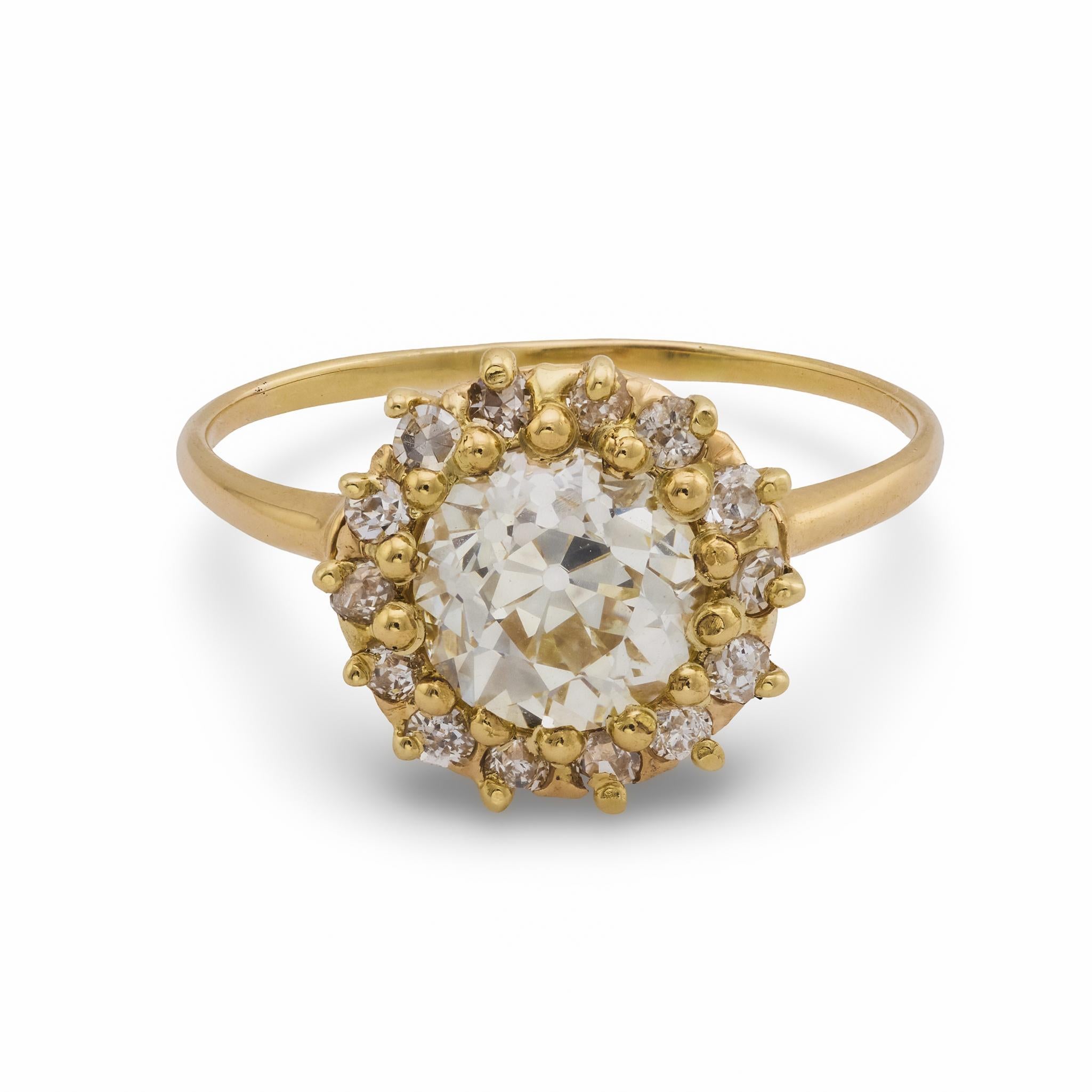 Victorien Bague victorienne GIA 1,64 carat diamant taille européenne ancienne 14k or jaune cluster en vente
