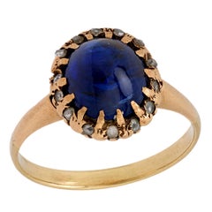 Anello vittoriano GIA da 4,10 carati con zaffiro taglio cabochon senza calore in oro giallo 14k