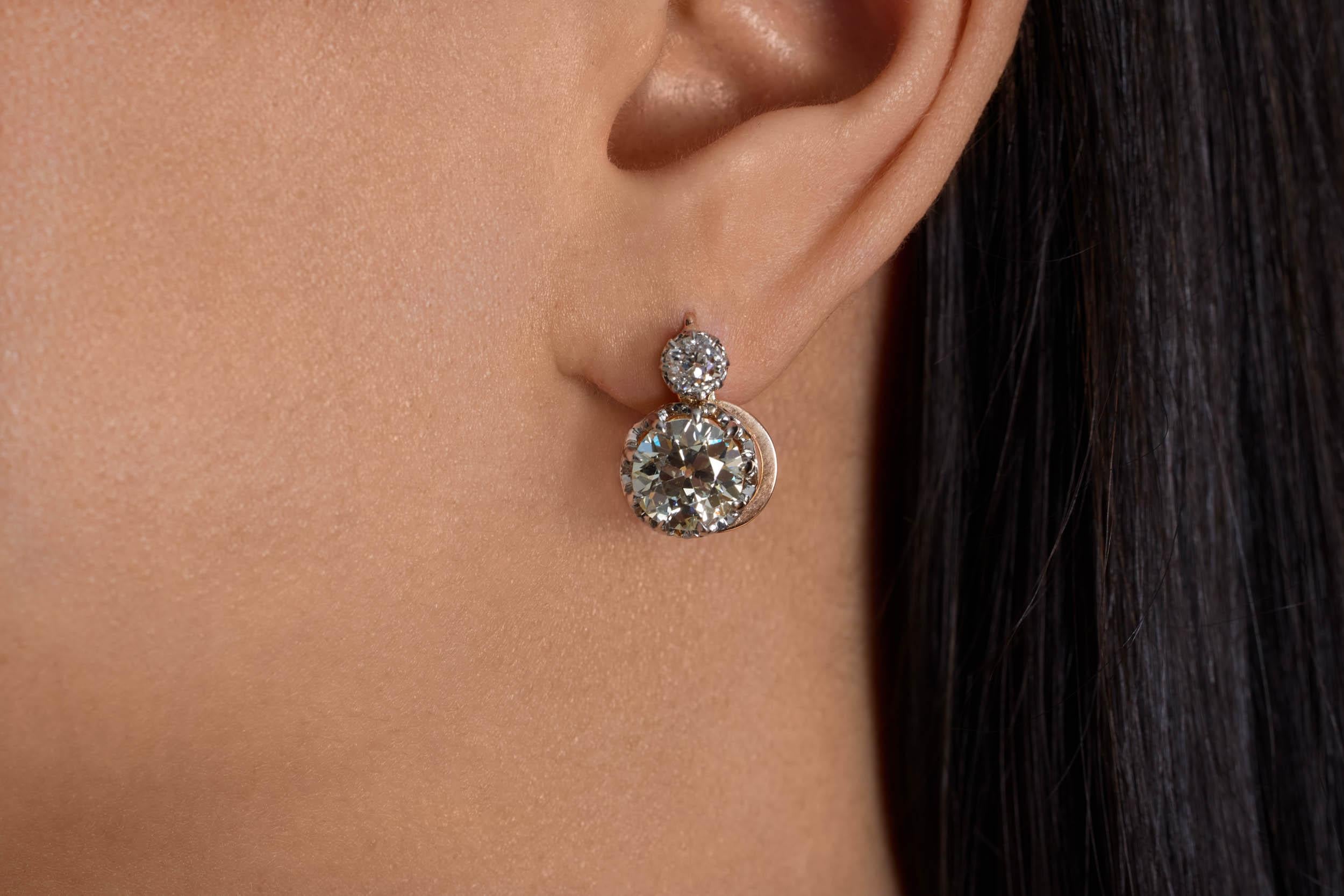 Viktorianische Ohrringe, GIA 5,21 Karat alter europäischer Diamant, baumelnde Platin, 18 Karat Roségold im Angebot 3