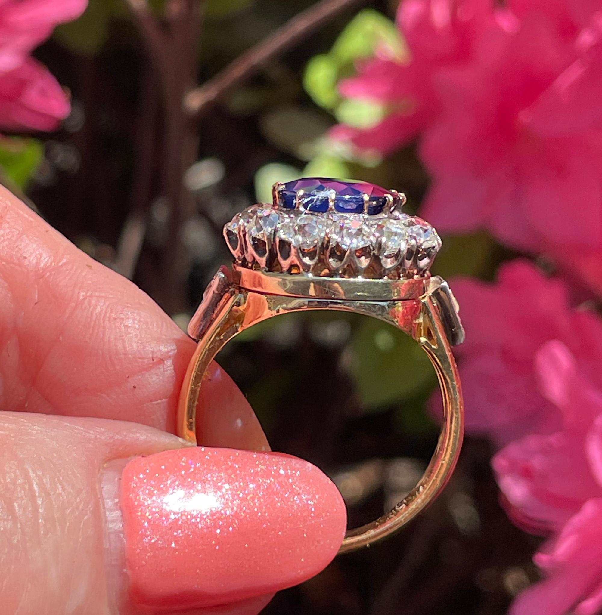 Victorian GIA 6.27ct No Heat Blue Sapphire Diamond Antique Cluster 18K Gold Ring For Sale 15