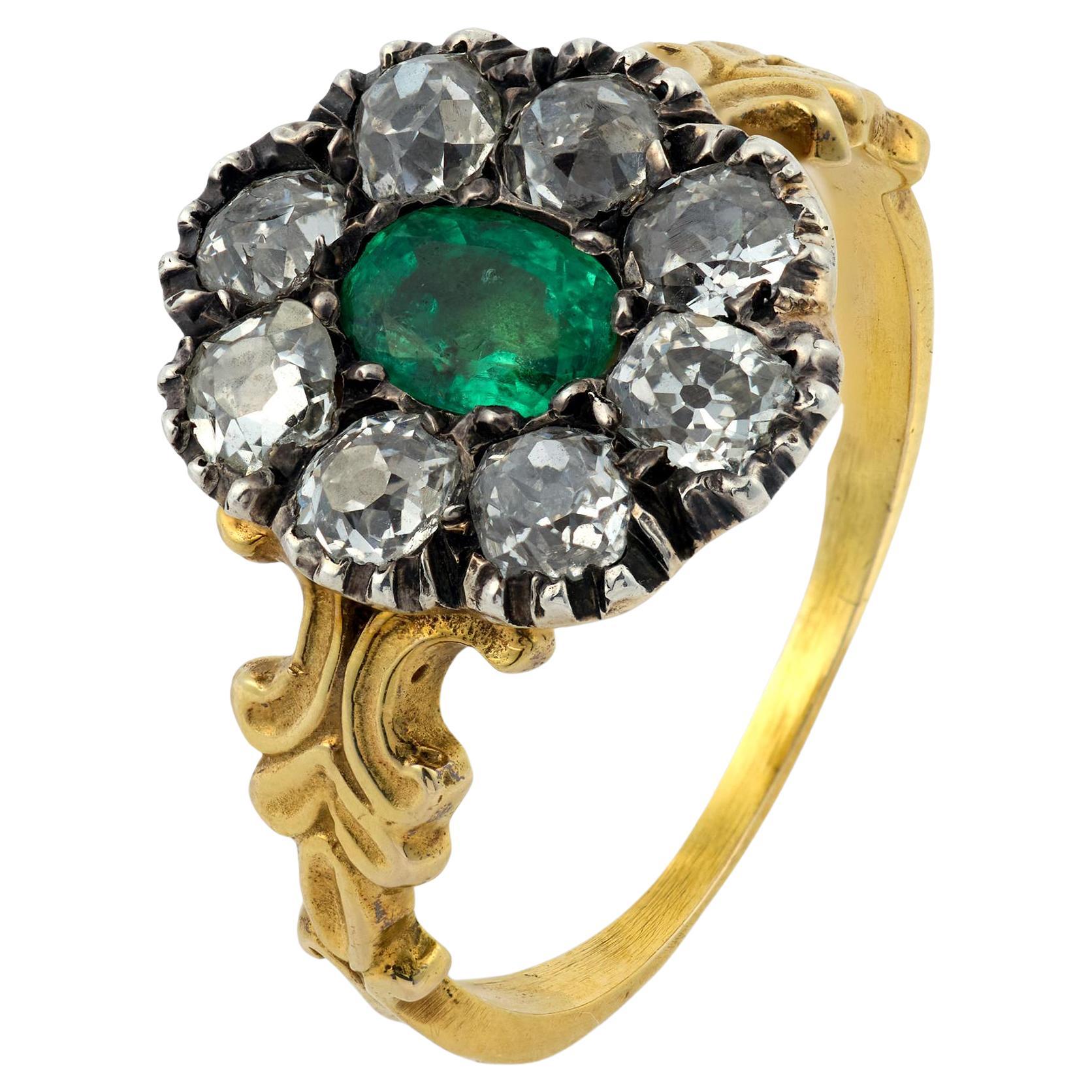 Victorian GIA emerald diamond 18k yellow gold silver cluster ring im Angebot