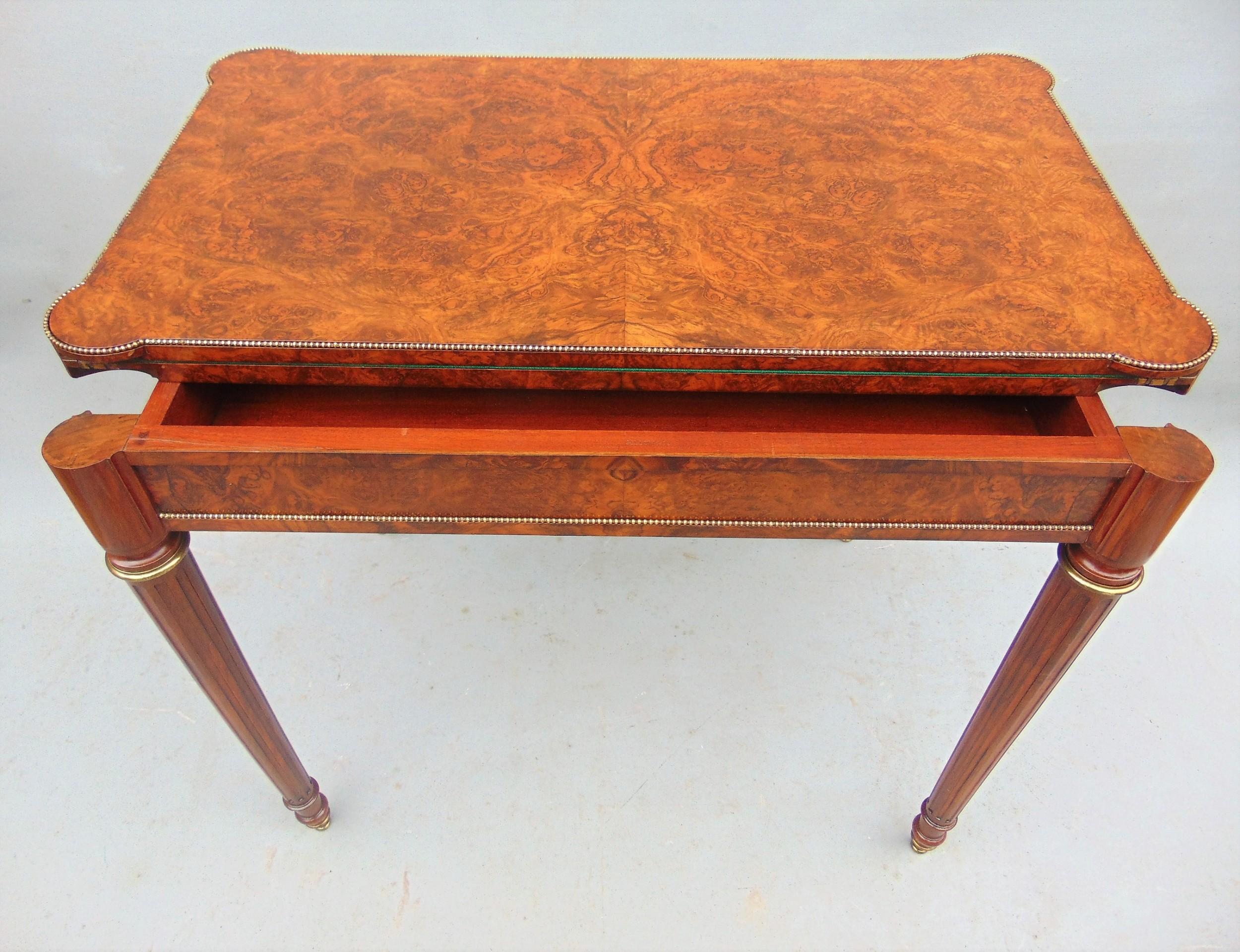Victorian Gillows Burr Walnut Card Table English For Sale 2