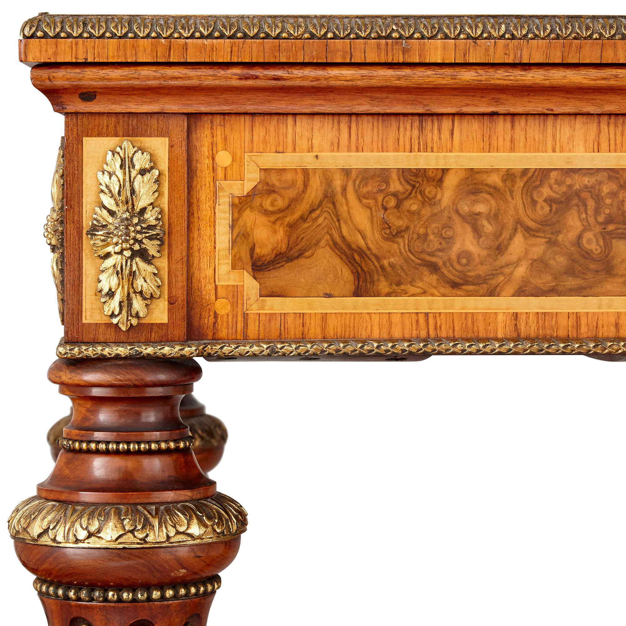 Anglais Table de jardinière victorienne en bronze doré et Wood en vente