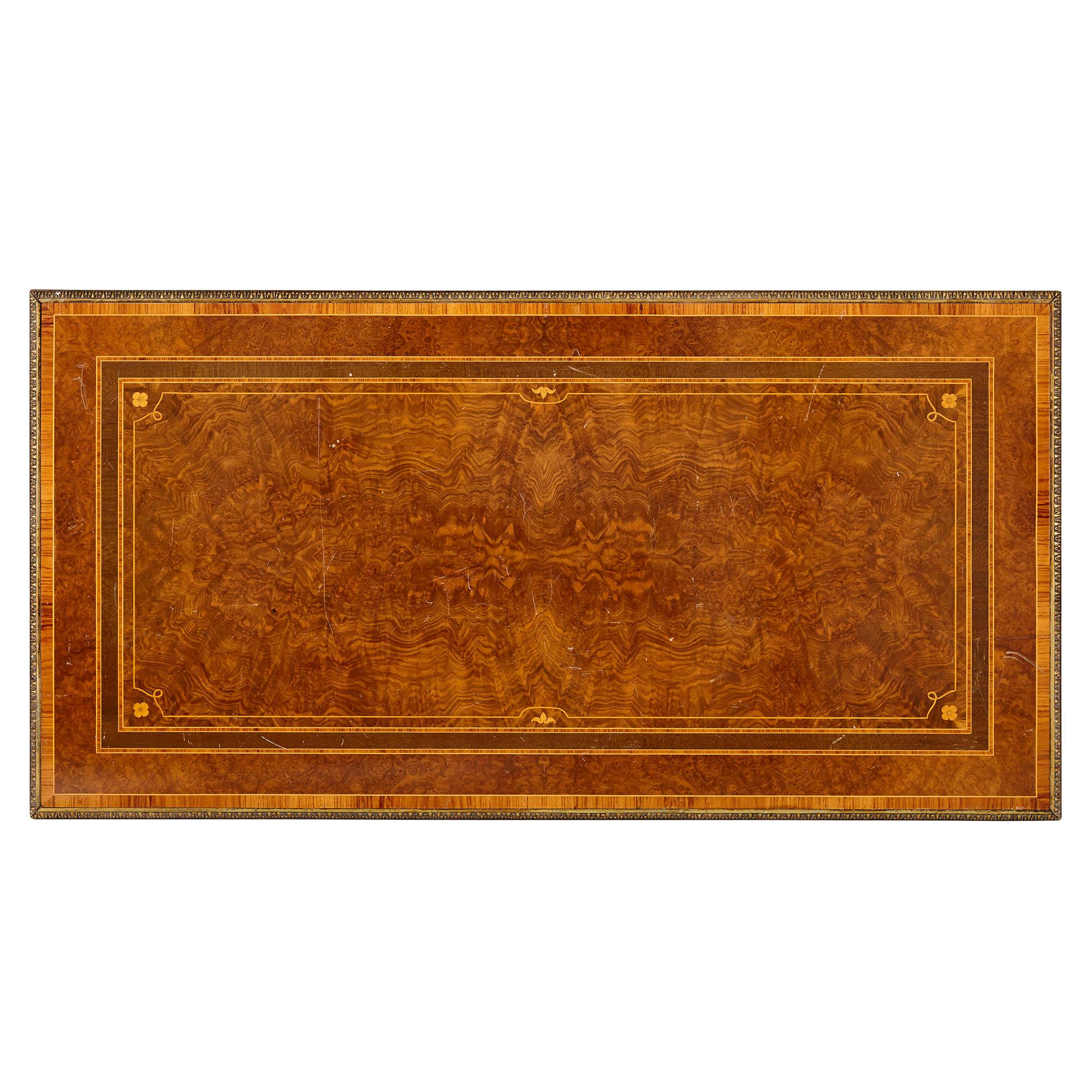 Bronze Table de jardinière victorienne en bronze doré et Wood en vente