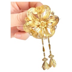 Antique Victorian Gilt Brooch in Original Box