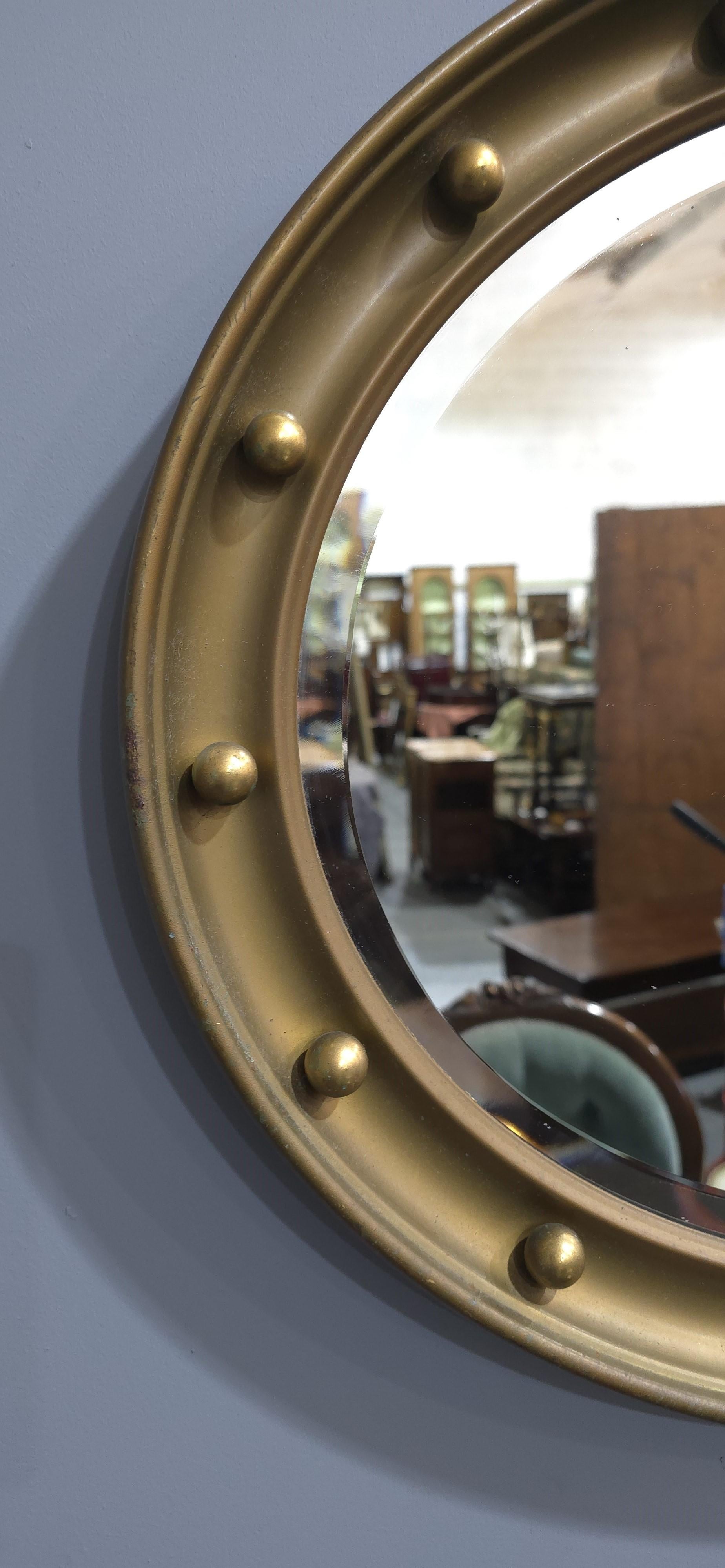 19th Century Victorian Gilt Mirror For Sale