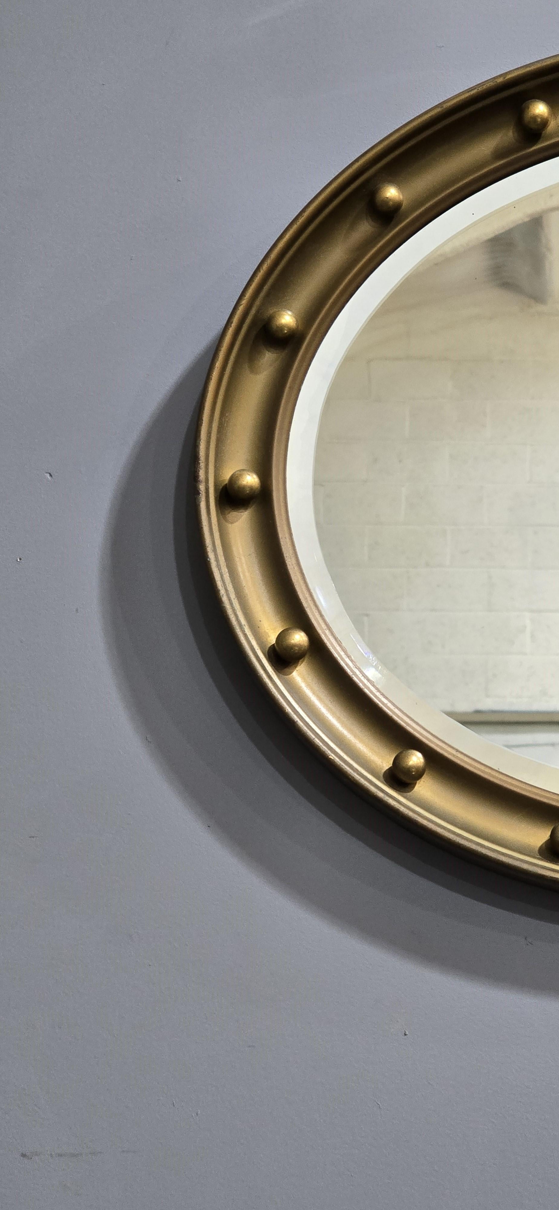 Victorian Gilt Mirror For Sale 2