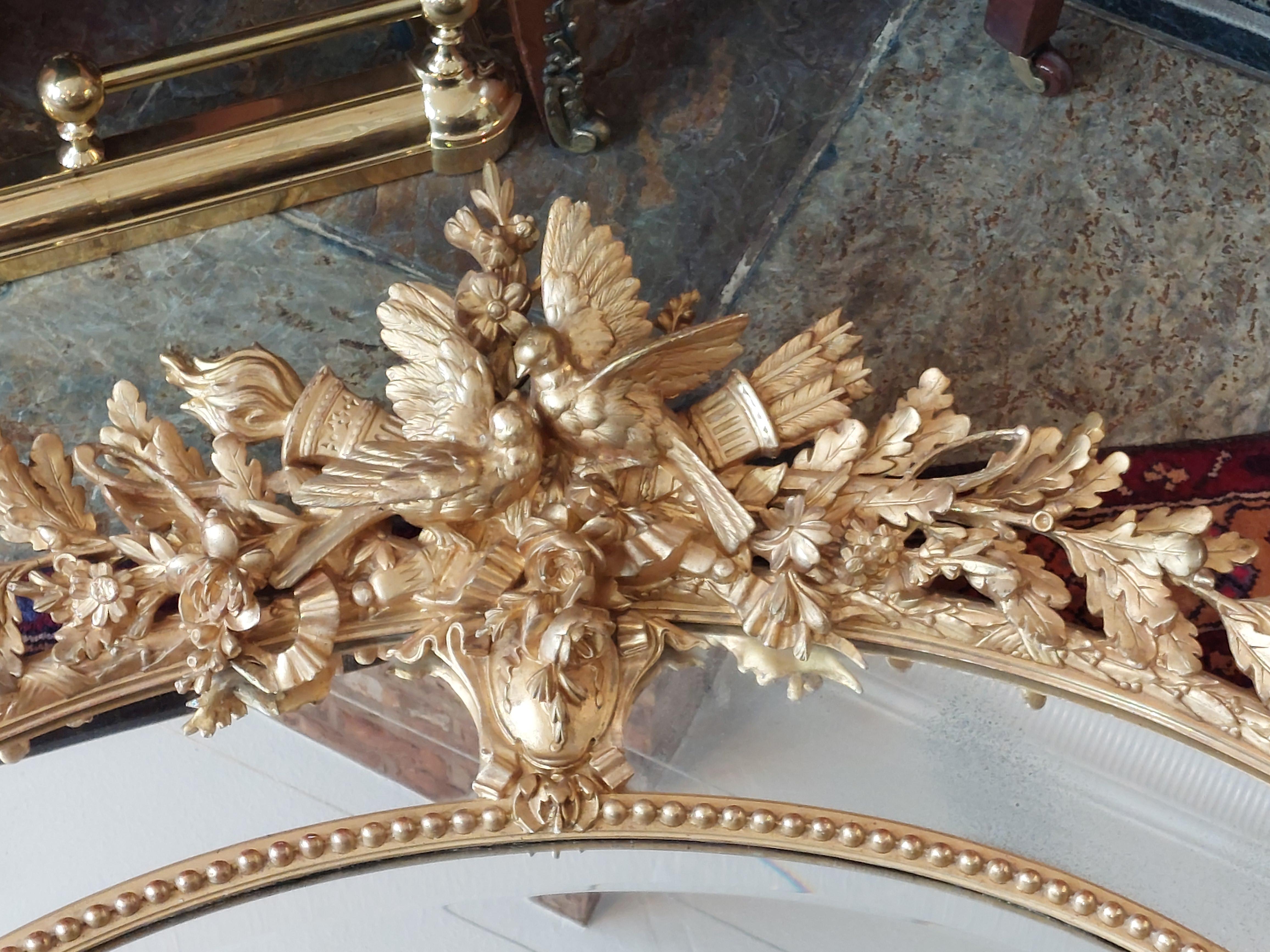 Victorian Giltwood and Gesso Oval Wall Mirror For Sale 2