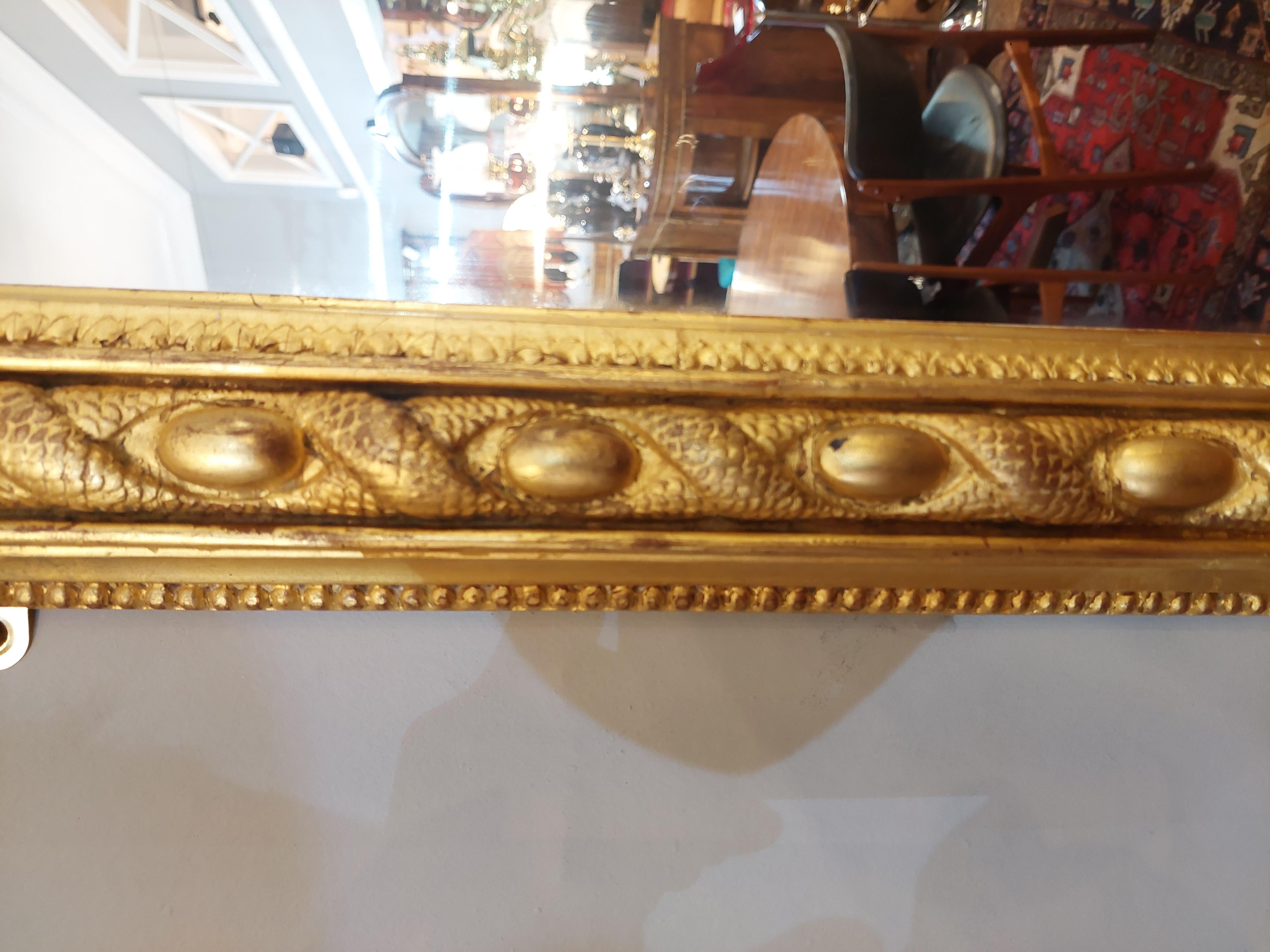 Specchio da parete vittoriano in legno dorato e gesso In condizioni buone in vendita a Altrincham, GB