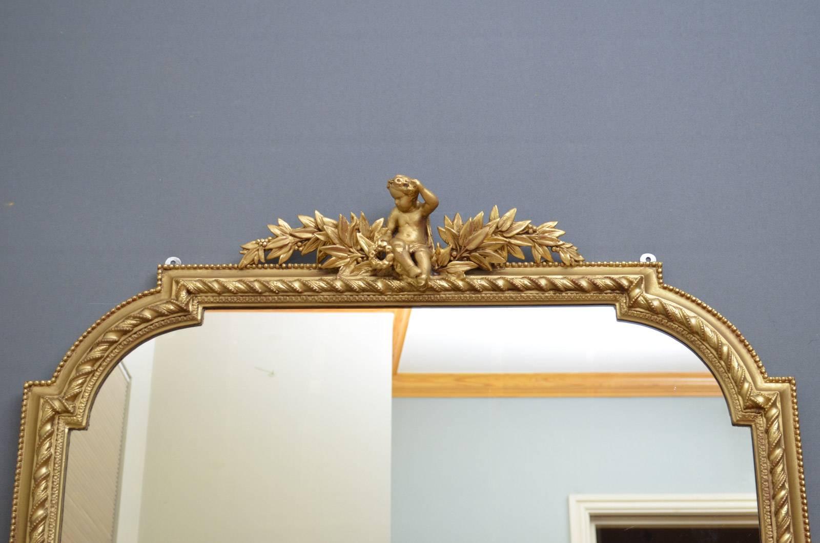 Victorian Giltwood Mirror In Excellent Condition In Whaley Bridge, GB