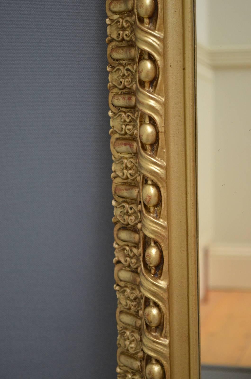 Late 19th Century Victorian Giltwood Mirror